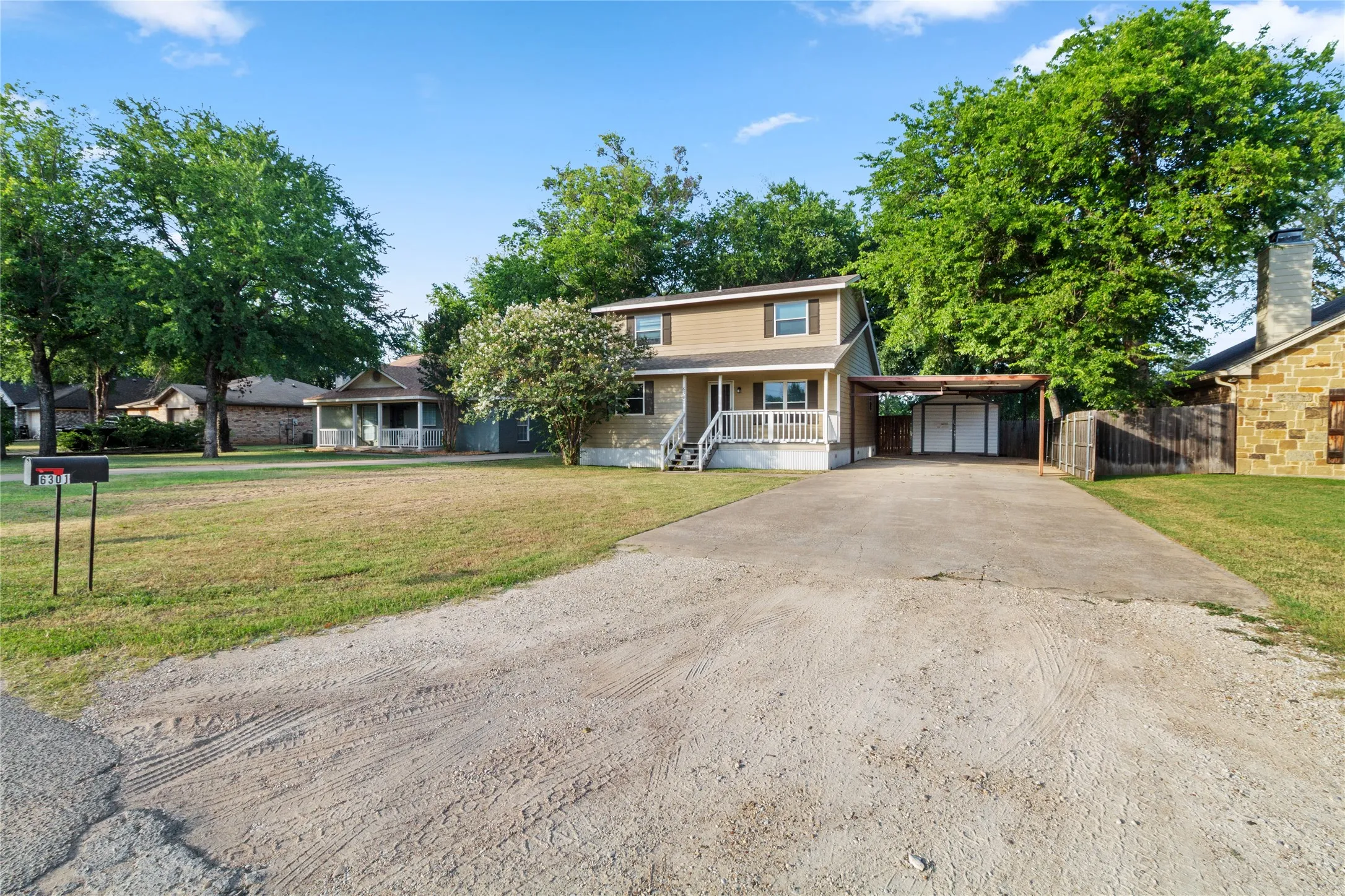 Single Family Residence For Rent in Mc Lennan County , 6301 Sydney Drive, Waco, Texas 76708, 3 Bedrooms, 2 Bathrooms, Garage spaces, 1,524 Sqft, built in 1993, Price $2,000, mls#21346282, Real Estate Agent in Waco, Homes For Rent in Mc Lennan county, Homes For Rent in Waco, Realtor in Waco Texas, Real Estate Brokerage Independent Realty Texas, Luminita Cordes Realtor