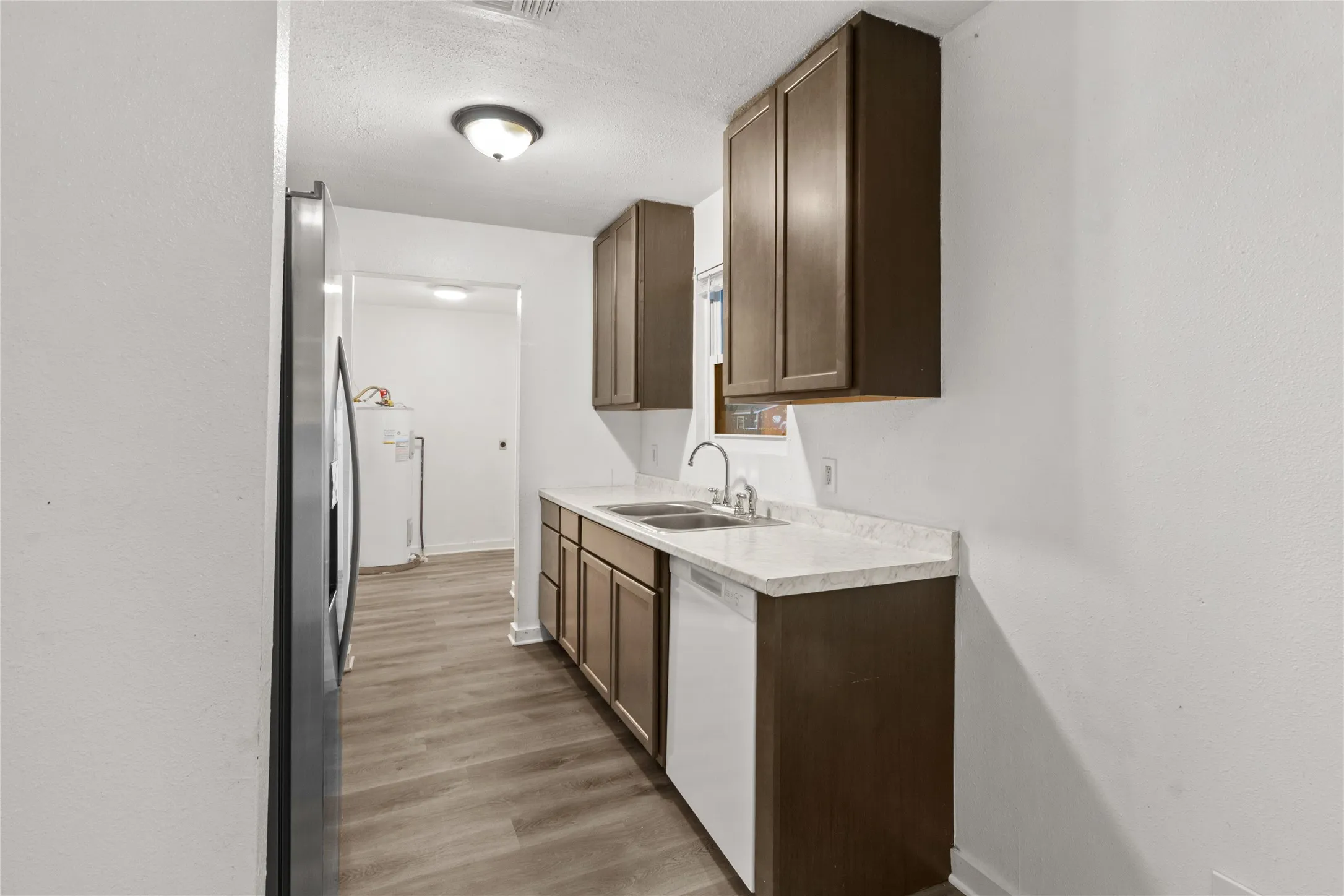 Single Family Residence For Rent in Mc Lennan County , 6301 Sydney Drive, Waco, Texas 76708, 3 Bedrooms, 2 Bathrooms, Garage spaces, 1,524 Sqft, built in 1993, Price $2,000, mls#21346282, Real Estate Agent in Waco, Homes For Rent in Mc Lennan county, Homes For Rent in Waco, Realtor in Waco Texas, Real Estate Brokerage Independent Realty Texas, Luminita Cordes Realtor