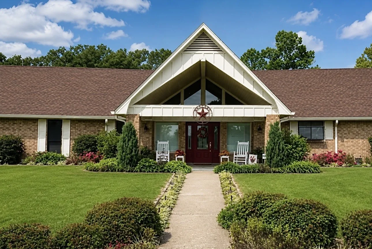 Single Family Residence For Sale in Panola County , 11617 Fm 1798 E, Carthage, Texas 75633, 4 Bedrooms, 5 Bathrooms, 2 Garage spaces, 5,374 Sqft, built in 1983, Price $990,000, mls#21344526, Real Estate Agent in Carthage, Homes For Sale in Panola county, Homes For Sale in Carthage, Realtor in Carthage Texas, Real Estate Brokerage Independent Realty Texas, Luminita Cordes Realtor