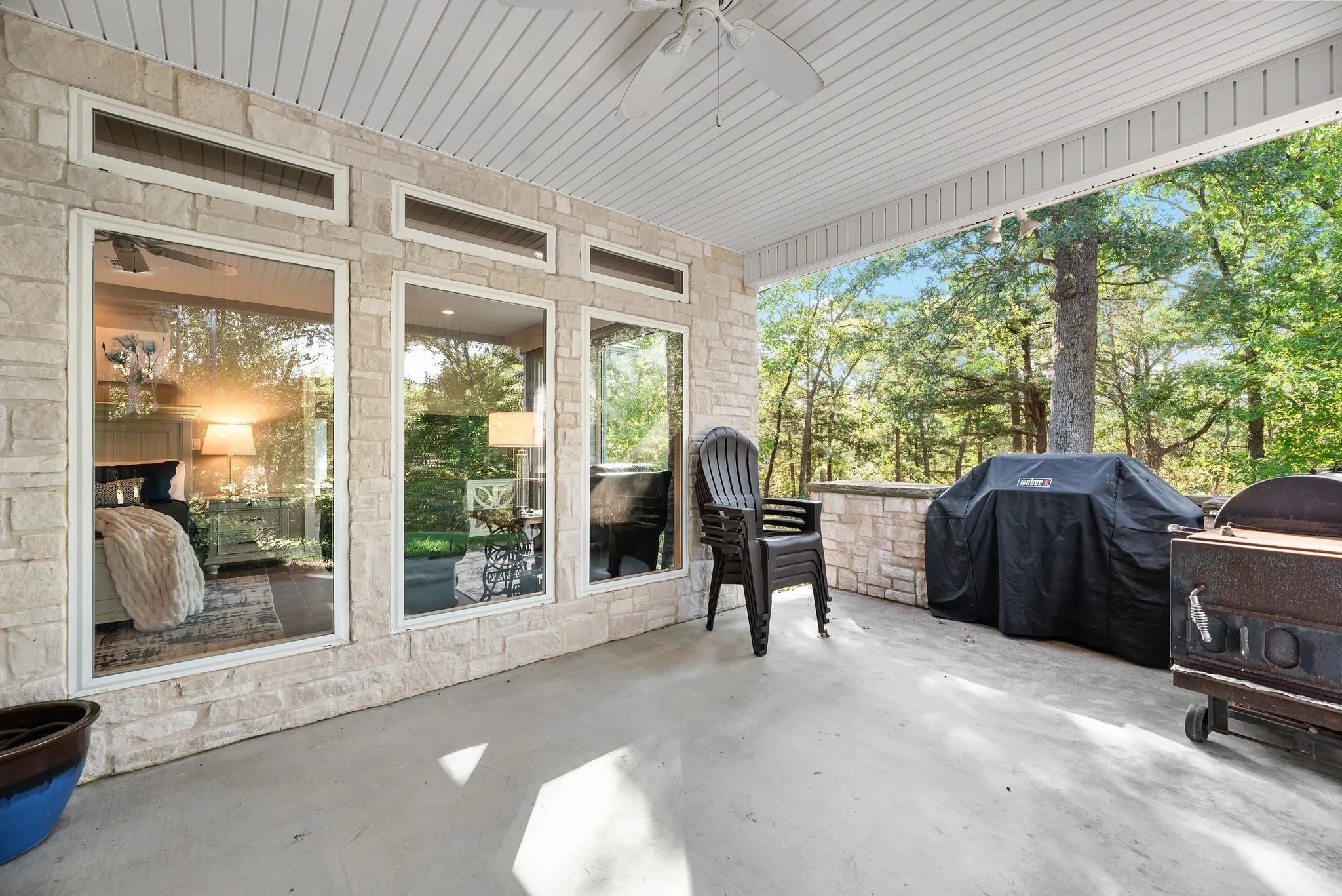 Single Family Residence For Sale in Fannin County , 1473 County Road 2980, Windom, Texas 75492, 3 Bedroom, 3 Bathroom, 2 Garage spaces, 2,773 Sqft, built in 2009, mls#21345666, Real Estate Agent in Windom, Homes For Sale in Fannin county, Homes For Sale in Windom, Realtor in Windom Texas, Real Estate Brokerage Independent Realty Texas, Luminita Cordes Realtor