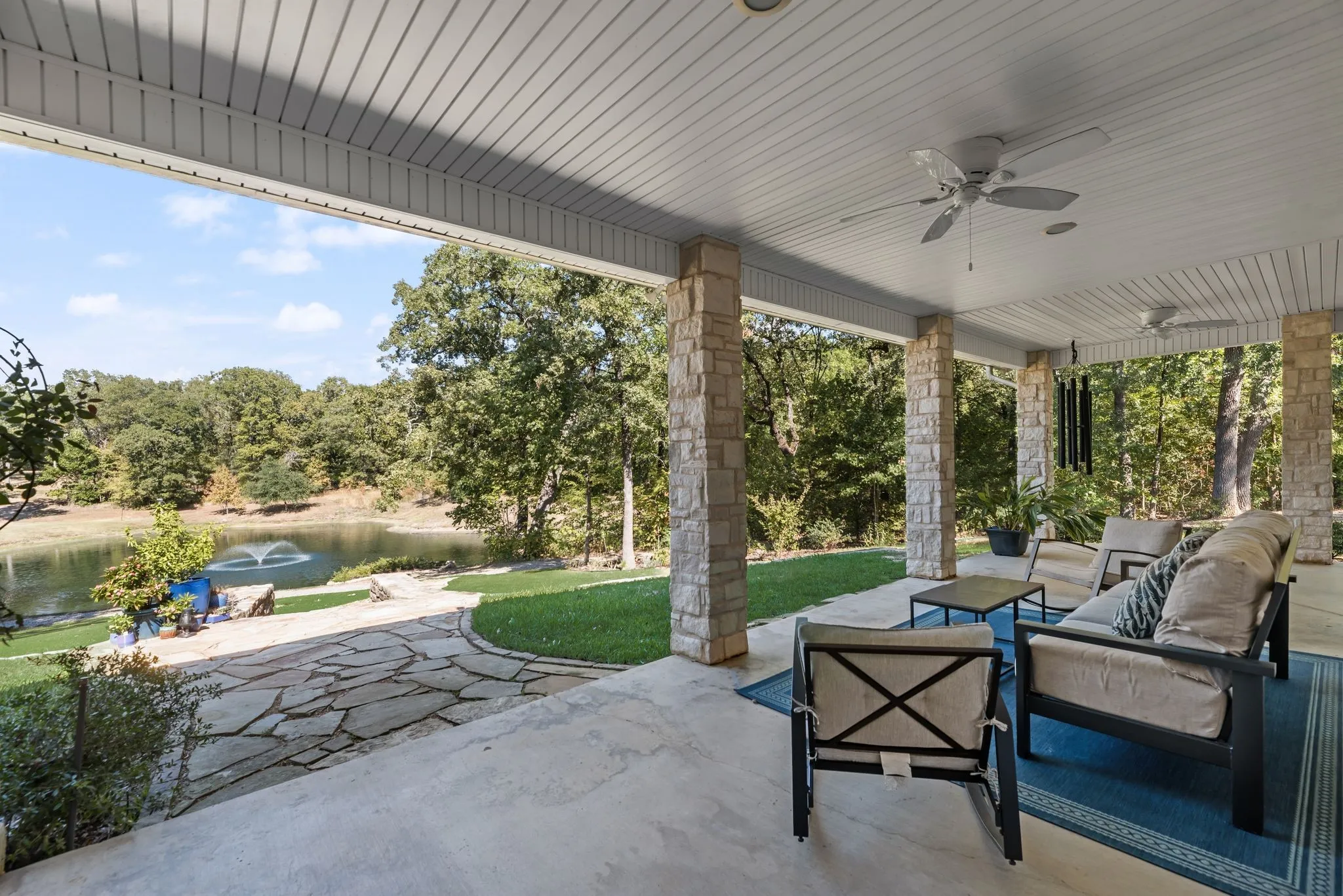 Single Family Residence For Sale in Fannin County , 1473 County Road 2980, Windom, Texas 75492, 3 Bedroom, 3 Bathroom, 2 Garage spaces, 2,773 Sqft, built in 2009, mls#21345666, Real Estate Agent in Windom, Homes For Sale in Fannin county, Homes For Sale in Windom, Realtor in Windom Texas, Real Estate Brokerage Independent Realty Texas, Luminita Cordes Realtor