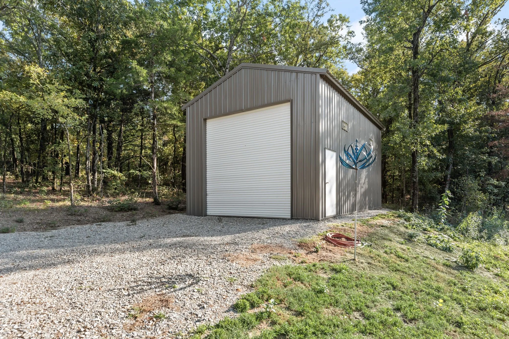 Single Family Residence For Sale in Fannin County , 1473 County Road 2980, Windom, Texas 75492, 3 Bedroom, 3 Bathroom, 2 Garage spaces, 2,773 Sqft, built in 2009, mls#21345666, Real Estate Agent in Windom, Homes For Sale in Fannin county, Homes For Sale in Windom, Realtor in Windom Texas, Real Estate Brokerage Independent Realty Texas, Luminita Cordes Realtor