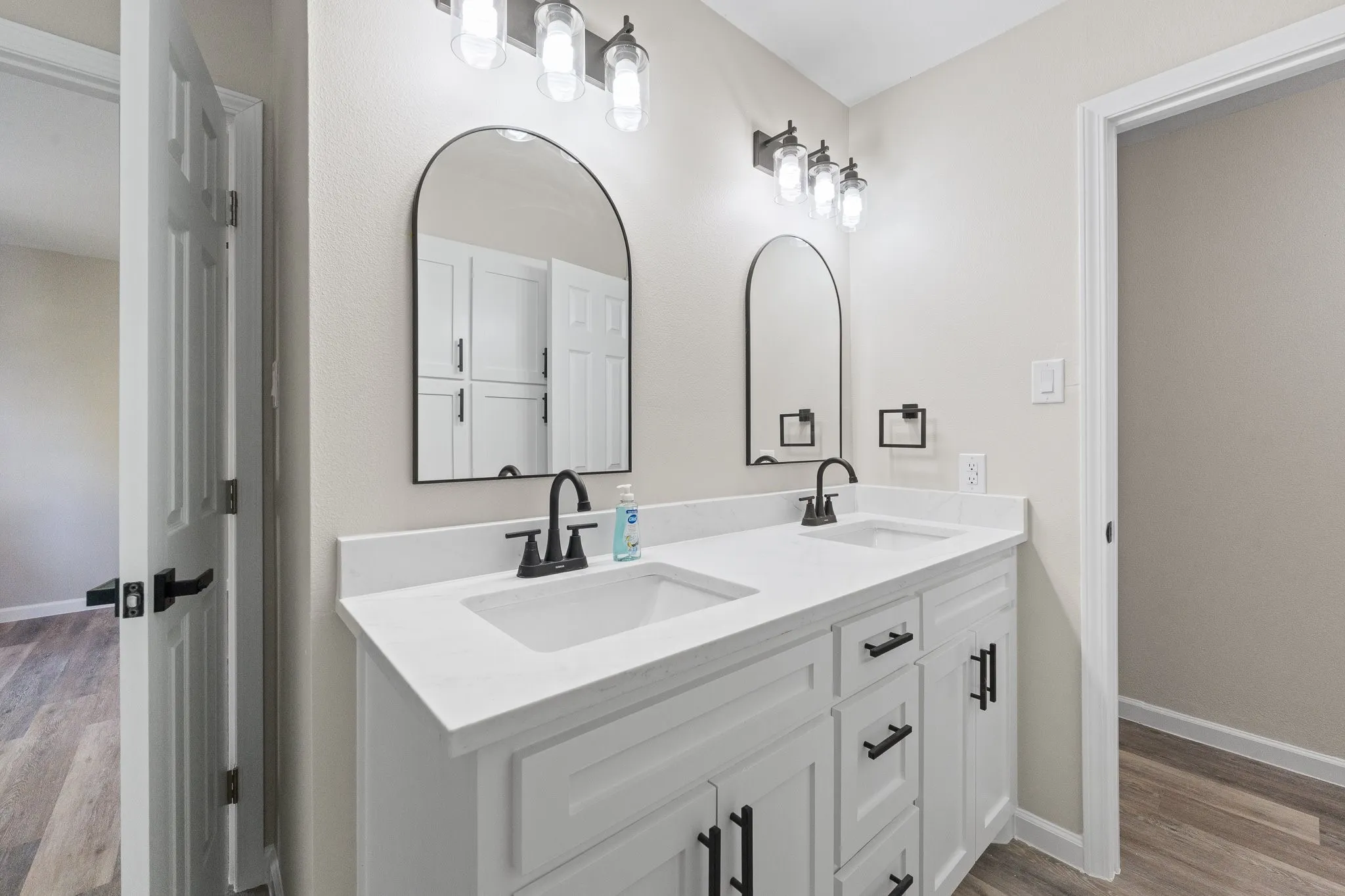 Single Family Residence For Sale in Johnson County , 202 Roaring Springs Drive, Joshua, Texas 76058, 5 Bedroom, 3 Bathroom, 2 Garage spaces, 2,896 Sqft, built in 0, mls#21342750, Real Estate Agent in Joshua, Homes For Sale in Johnson county, Homes For Sale in Joshua, Realtor in Joshua Texas, Real Estate Brokerage Independent Realty Texas, Luminita Cordes Realtor