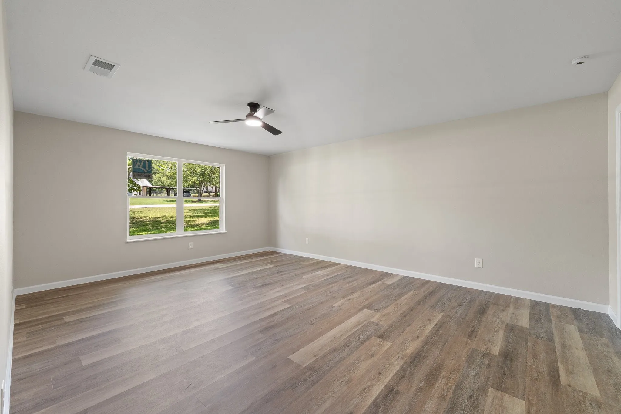 Single Family Residence For Sale in Johnson County , 202 Roaring Springs Drive, Joshua, Texas 76058, 5 Bedroom, 3 Bathroom, 2 Garage spaces, 2,896 Sqft, built in 0, mls#21342750, Real Estate Agent in Joshua, Homes For Sale in Johnson county, Homes For Sale in Joshua, Realtor in Joshua Texas, Real Estate Brokerage Independent Realty Texas, Luminita Cordes Realtor