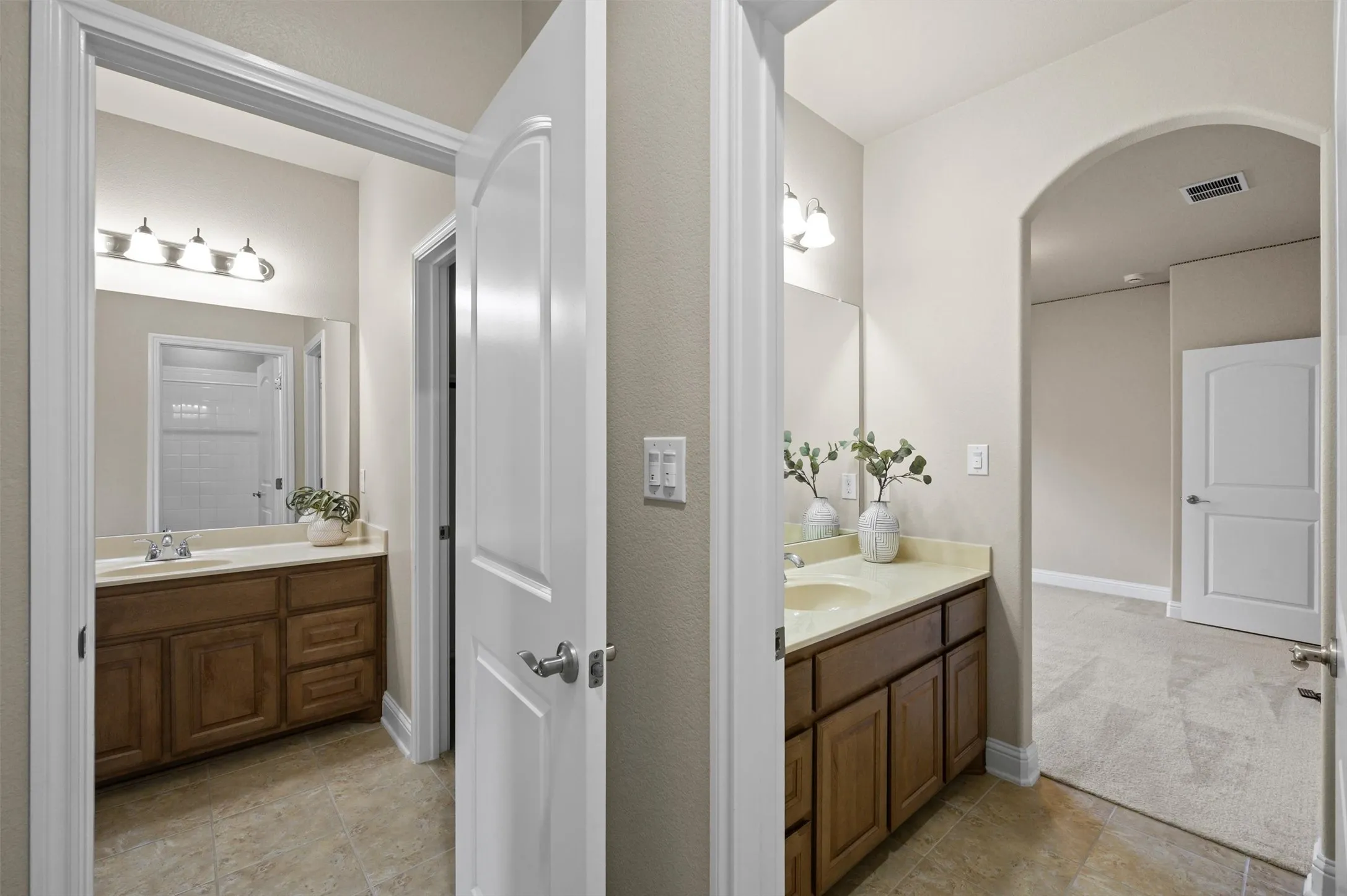 Single Family Residence For Sale in Collin County , 2524 Hayloft Way, Plano, Texas 75075, 4 Bedroom, 4 Bathroom, 2 Garage spaces, 3,803 Sqft, built in 2014, mls#21344999, Real Estate Agent in Plano, Homes For Sale in Collin county, Homes For Sale in Plano, Realtor in Plano Texas, Real Estate Brokerage Independent Realty Texas, Luminita Cordes Realtor