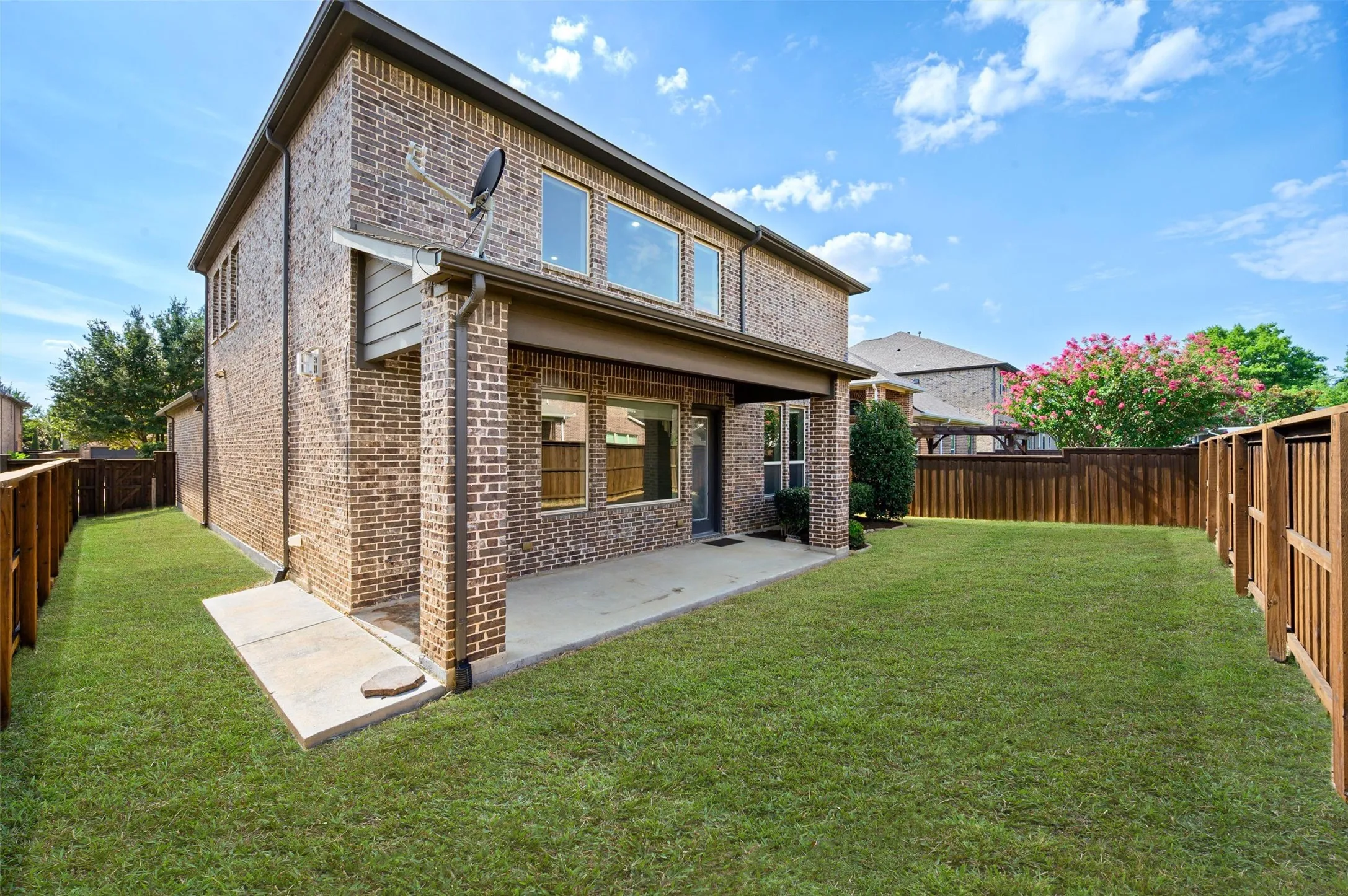Single Family Residence For Sale in Collin County , 2524 Hayloft Way, Plano, Texas 75075, 4 Bedroom, 4 Bathroom, 2 Garage spaces, 3,803 Sqft, built in 2014, mls#21344999, Real Estate Agent in Plano, Homes For Sale in Collin county, Homes For Sale in Plano, Realtor in Plano Texas, Real Estate Brokerage Independent Realty Texas, Luminita Cordes Realtor