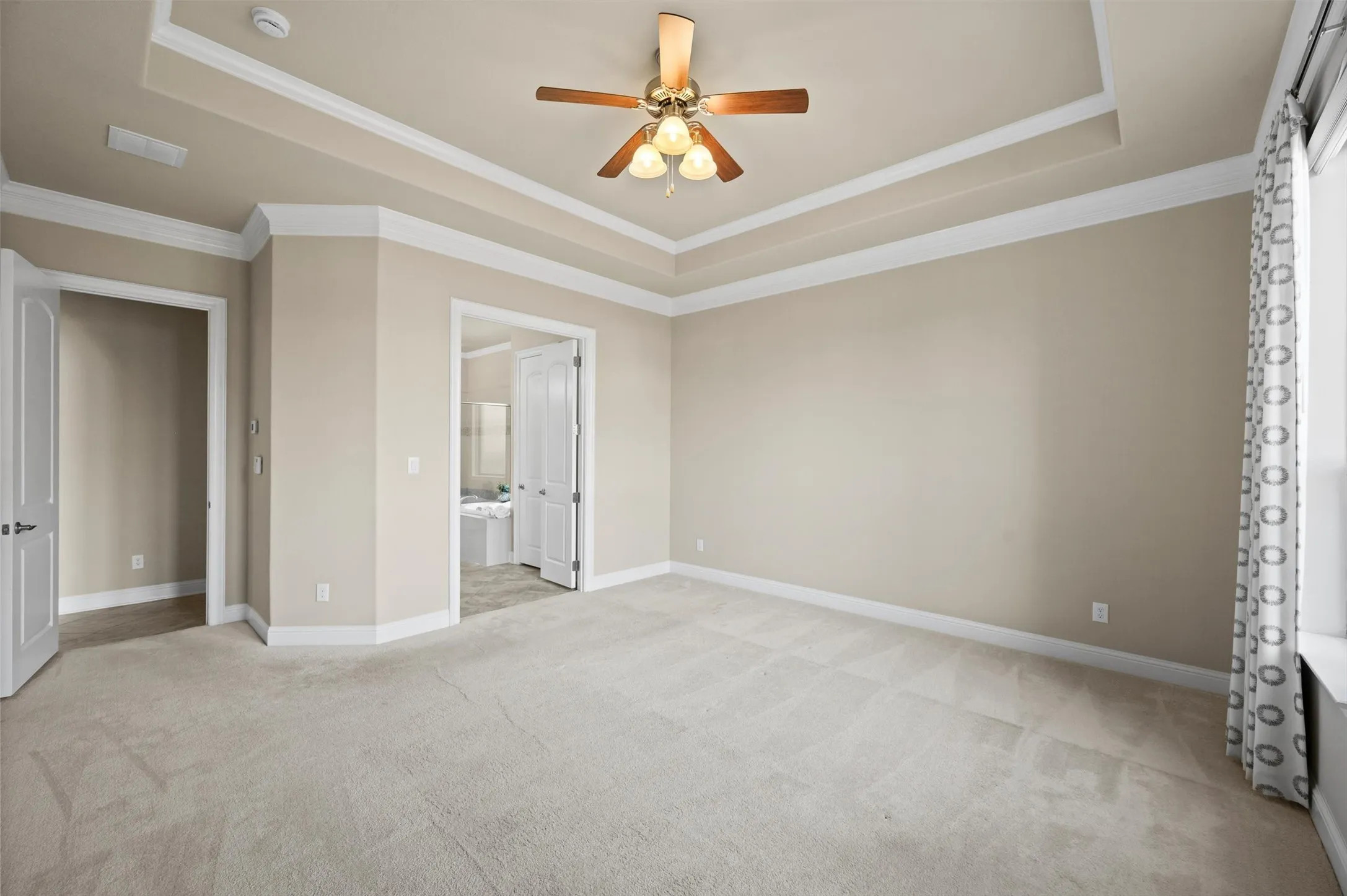 Single Family Residence For Sale in Collin County , 2524 Hayloft Way, Plano, Texas 75075, 4 Bedroom, 4 Bathroom, 2 Garage spaces, 3,803 Sqft, built in 2014, mls#21344999, Real Estate Agent in Plano, Homes For Sale in Collin county, Homes For Sale in Plano, Realtor in Plano Texas, Real Estate Brokerage Independent Realty Texas, Luminita Cordes Realtor