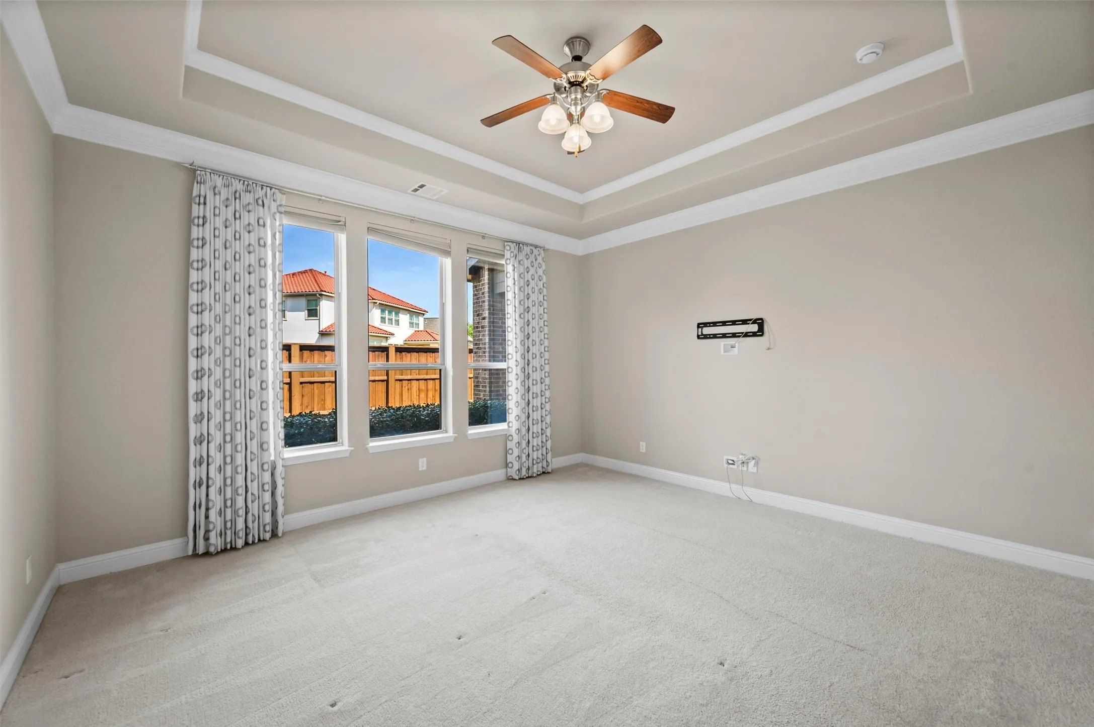 Single Family Residence For Sale in Collin County , 2524 Hayloft Way, Plano, Texas 75075, 4 Bedroom, 4 Bathroom, 2 Garage spaces, 3,803 Sqft, built in 2014, mls#21344999, Real Estate Agent in Plano, Homes For Sale in Collin county, Homes For Sale in Plano, Realtor in Plano Texas, Real Estate Brokerage Independent Realty Texas, Luminita Cordes Realtor
