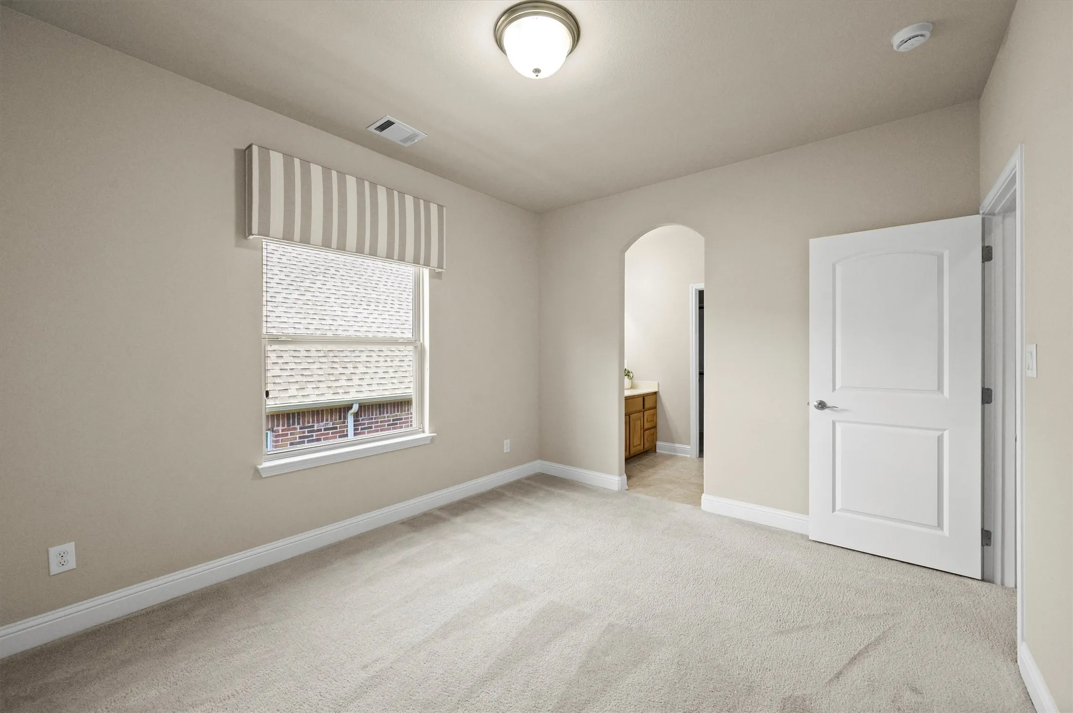 Single Family Residence For Sale in Collin County , 2524 Hayloft Way, Plano, Texas 75075, 4 Bedroom, 4 Bathroom, 2 Garage spaces, 3,803 Sqft, built in 2014, mls#21344999, Real Estate Agent in Plano, Homes For Sale in Collin county, Homes For Sale in Plano, Realtor in Plano Texas, Real Estate Brokerage Independent Realty Texas, Luminita Cordes Realtor