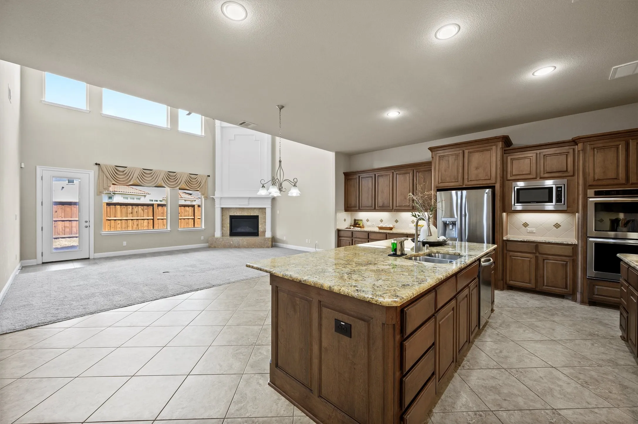 Single Family Residence For Sale in Collin County , 2524 Hayloft Way, Plano, Texas 75075, 4 Bedroom, 4 Bathroom, 2 Garage spaces, 3,803 Sqft, built in 2014, mls#21344999, Real Estate Agent in Plano, Homes For Sale in Collin county, Homes For Sale in Plano, Realtor in Plano Texas, Real Estate Brokerage Independent Realty Texas, Luminita Cordes Realtor