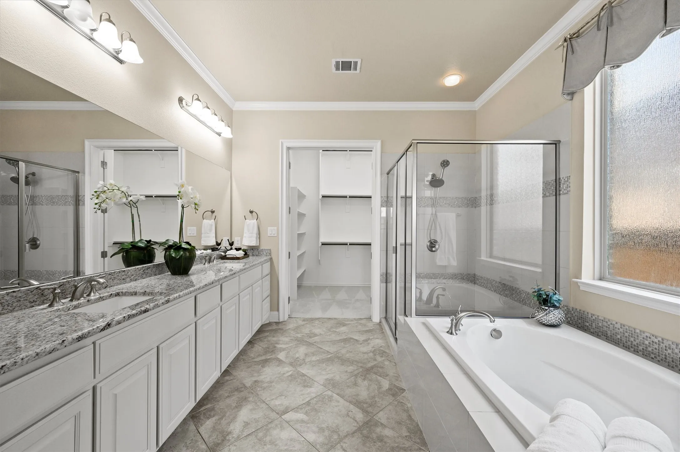 Single Family Residence For Sale in Collin County , 2524 Hayloft Way, Plano, Texas 75075, 4 Bedroom, 4 Bathroom, 2 Garage spaces, 3,803 Sqft, built in 2014, mls#21344999, Real Estate Agent in Plano, Homes For Sale in Collin county, Homes For Sale in Plano, Realtor in Plano Texas, Real Estate Brokerage Independent Realty Texas, Luminita Cordes Realtor