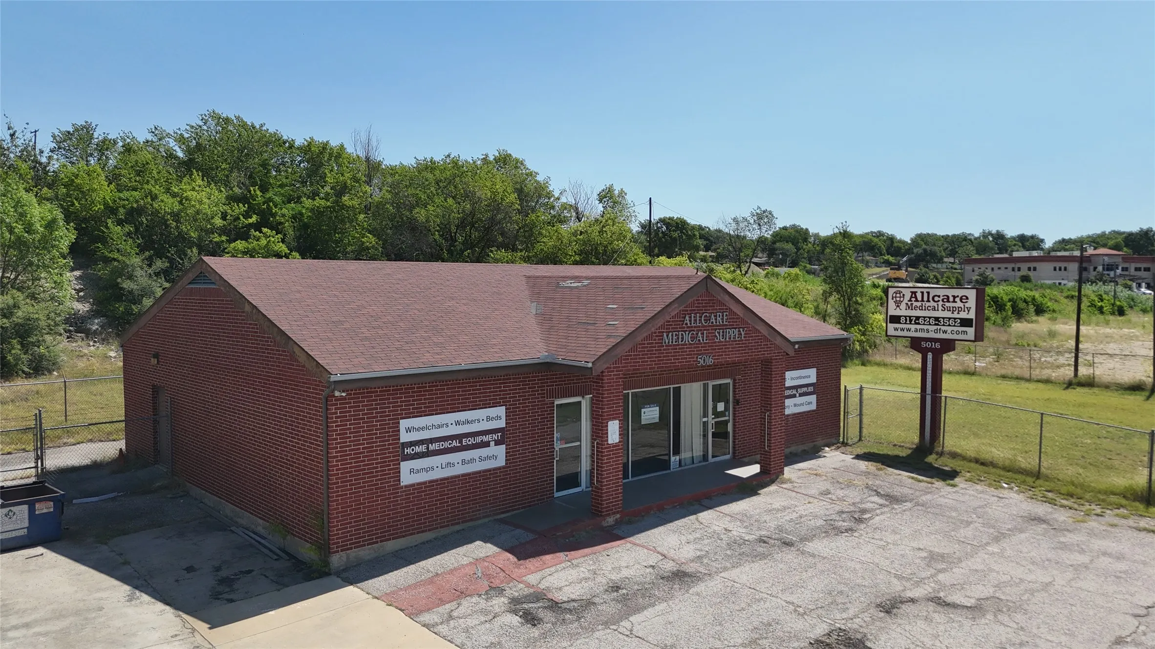 Office For Sale in Tarrant County , 5016 Jacksboro Highway, Sansom Park, Texas 76114, 0, 0, Garage spaces, 0 Sqft, built in 1996, Price $625,000, mls#21346288, Real Estate Agent in Sansom Park, Homes For Sale in Tarrant county, Homes For Sale in Sansom Park, Realtor in Sansom Park Texas, Real Estate Brokerage Independent Realty Texas, Luminita Cordes Realtor