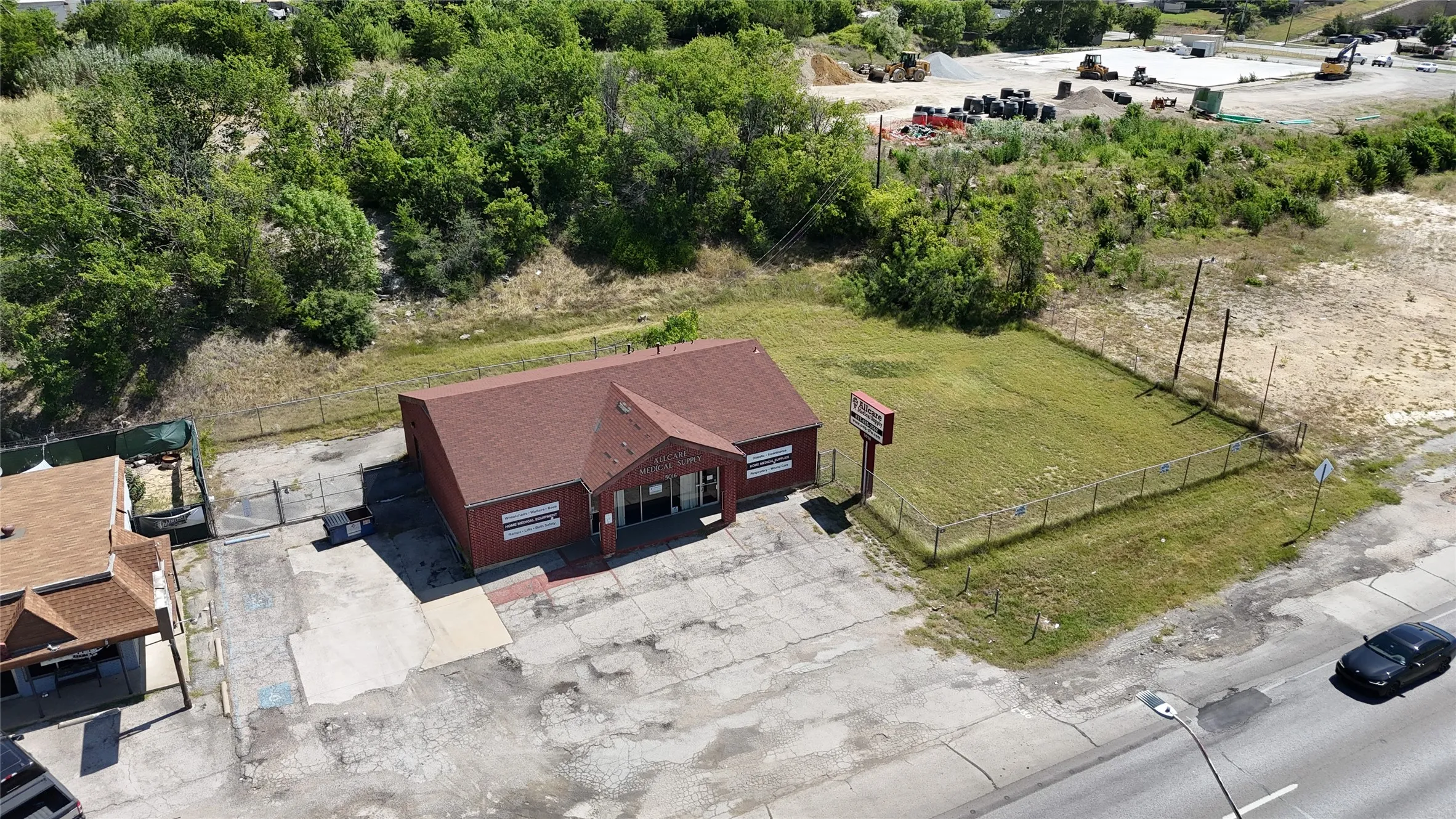 Office For Sale in Tarrant County , 5016 Jacksboro Highway, Sansom Park, Texas 76114, 0, 0, Garage spaces, 0 Sqft, built in 1996, Price $625,000, mls#21346288, Real Estate Agent in Sansom Park, Homes For Sale in Tarrant county, Homes For Sale in Sansom Park, Realtor in Sansom Park Texas, Real Estate Brokerage Independent Realty Texas, Luminita Cordes Realtor