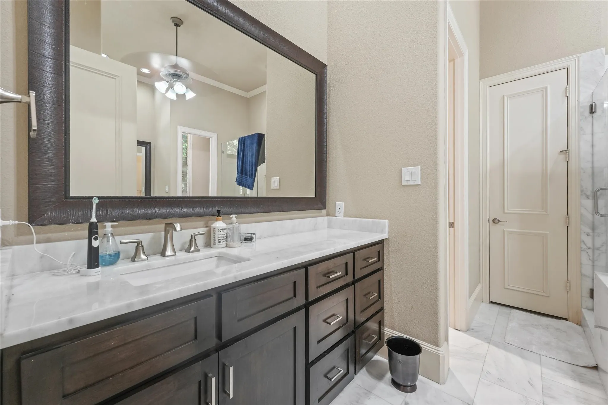 Single Family Residence For Sale in Denton County , 2349 Briar Court, Frisco, Texas 75034, 4 Bedrooms, 4 Bathrooms, 2 Garage spaces, 3,504 Sqft, built in 2001, Price $925,000, mls#21345443, Real Estate Agent in Frisco, Homes For Sale in Denton county, Homes For Sale in Frisco, Realtor in Frisco Texas, Real Estate Brokerage Independent Realty Texas, Luminita Cordes Realtor