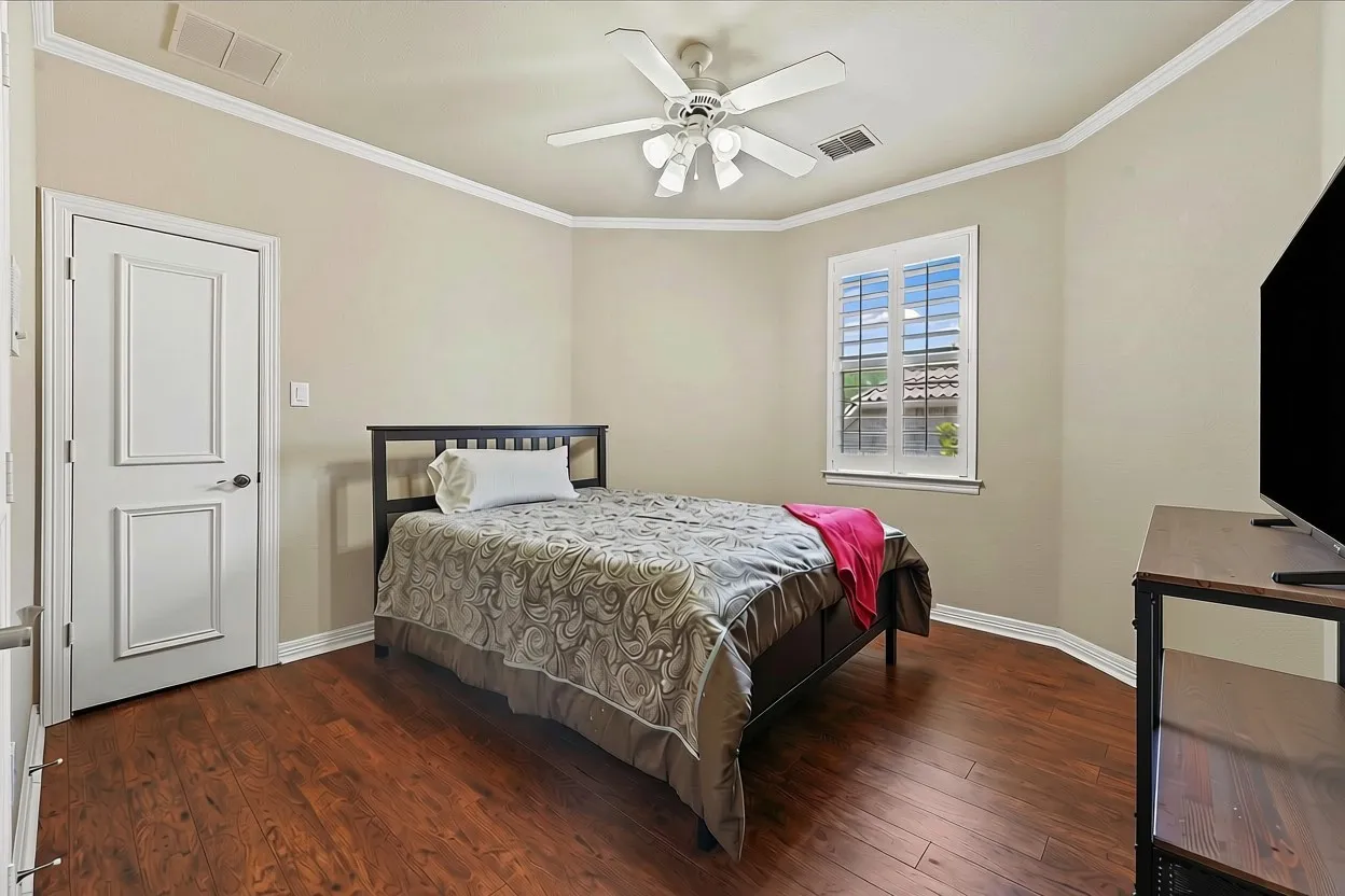 Single Family Residence For Sale in Denton County , 2349 Briar Court, Frisco, Texas 75034, 4 Bedrooms, 4 Bathrooms, 2 Garage spaces, 3,504 Sqft, built in 2001, Price $925,000, mls#21345443, Real Estate Agent in Frisco, Homes For Sale in Denton county, Homes For Sale in Frisco, Realtor in Frisco Texas, Real Estate Brokerage Independent Realty Texas, Luminita Cordes Realtor