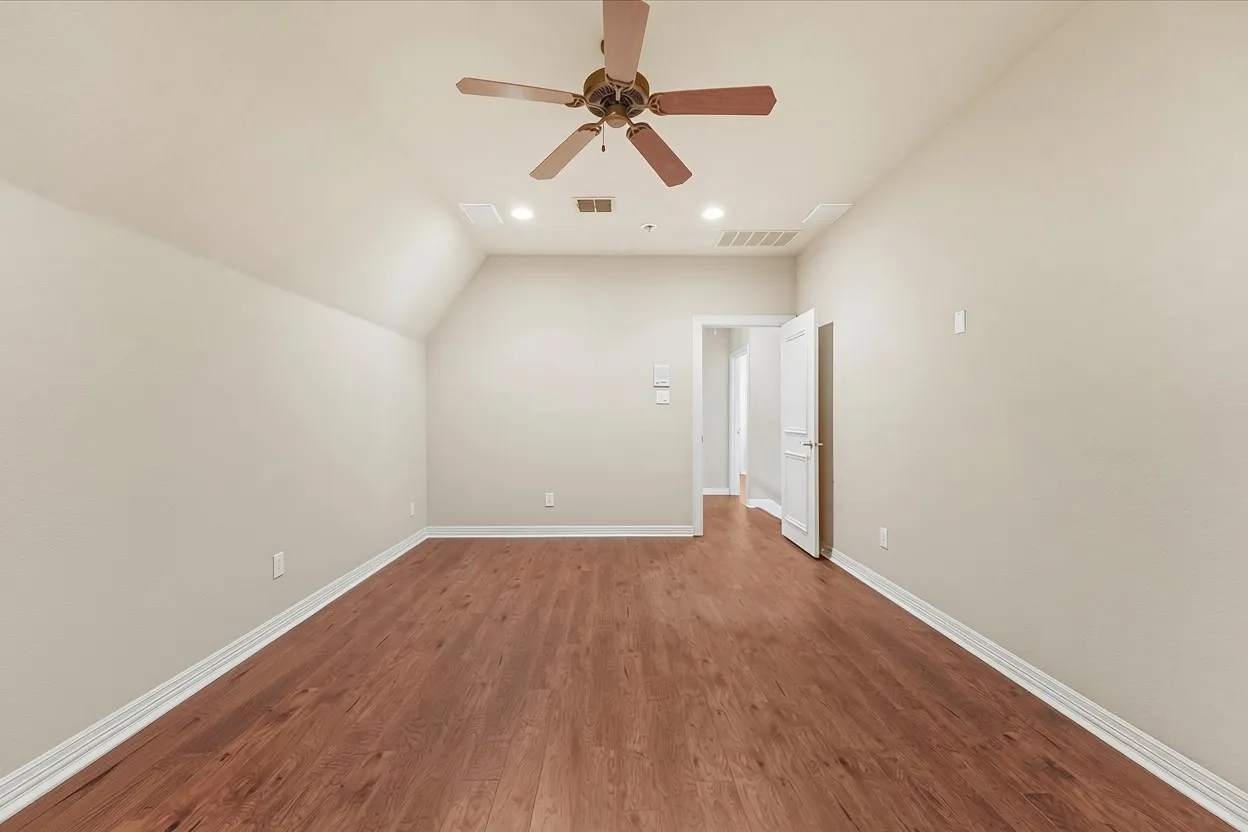 Single Family Residence For Sale in Denton County , 2349 Briar Court, Frisco, Texas 75034, 4 Bedrooms, 4 Bathrooms, 2 Garage spaces, 3,504 Sqft, built in 2001, Price $925,000, mls#21345443, Real Estate Agent in Frisco, Homes For Sale in Denton county, Homes For Sale in Frisco, Realtor in Frisco Texas, Real Estate Brokerage Independent Realty Texas, Luminita Cordes Realtor