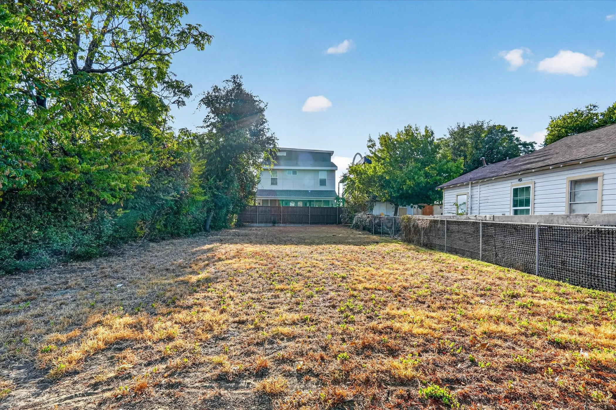 Unimproved Land For Sale in Dallas County , 3126 Pastor Street, Dallas, Texas 75212, 0, 0, Garage spaces, 0 Sqft, built in 0, mls#21346263, Real Estate Agent in Dallas, Homes For Sale in Dallas county, Homes For Sale in Dallas, Realtor in Dallas Texas, Real Estate Brokerage Independent Realty Texas, Luminita Cordes Realtor