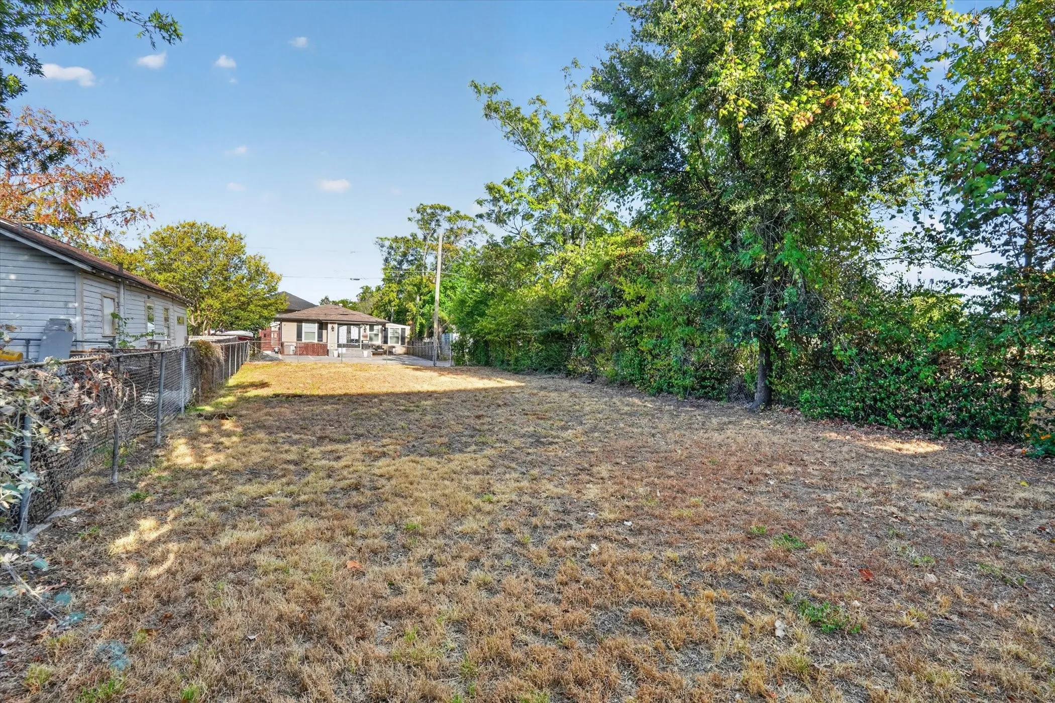 Unimproved Land For Sale in Dallas County , 3126 Pastor Street, Dallas, Texas 75212, 0, 0, Garage spaces, 0 Sqft, built in 0, mls#21346263, Real Estate Agent in Dallas, Homes For Sale in Dallas county, Homes For Sale in Dallas, Realtor in Dallas Texas, Real Estate Brokerage Independent Realty Texas, Luminita Cordes Realtor