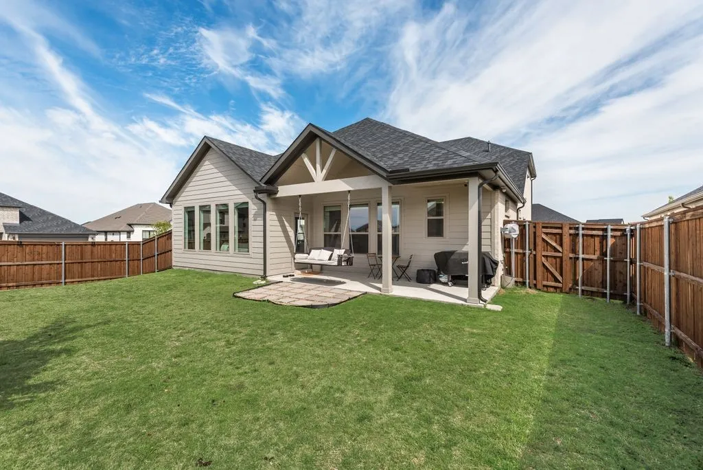Single Family Residence For Sale in Kaufman County , 2037 Dovedale Drive, Forney, Texas 75126, 4 Bedrooms, 3 Bathrooms, 2 Garage spaces, 2,704 Sqft, built in 2024, Price $399,900, mls#21346287, Real Estate Agent in Forney, Homes For Sale in Kaufman county, Homes For Sale in Forney, Realtor in Forney Texas, Real Estate Brokerage Independent Realty Texas, Luminita Cordes Realtor
