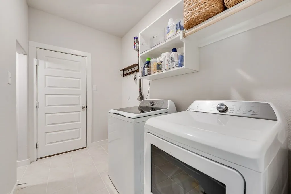 Single Family Residence For Sale in Kaufman County , 2037 Dovedale Drive, Forney, Texas 75126, 4 Bedrooms, 3 Bathrooms, 2 Garage spaces, 2,704 Sqft, built in 2024, Price $399,900, mls#21346287, Real Estate Agent in Forney, Homes For Sale in Kaufman county, Homes For Sale in Forney, Realtor in Forney Texas, Real Estate Brokerage Independent Realty Texas, Luminita Cordes Realtor