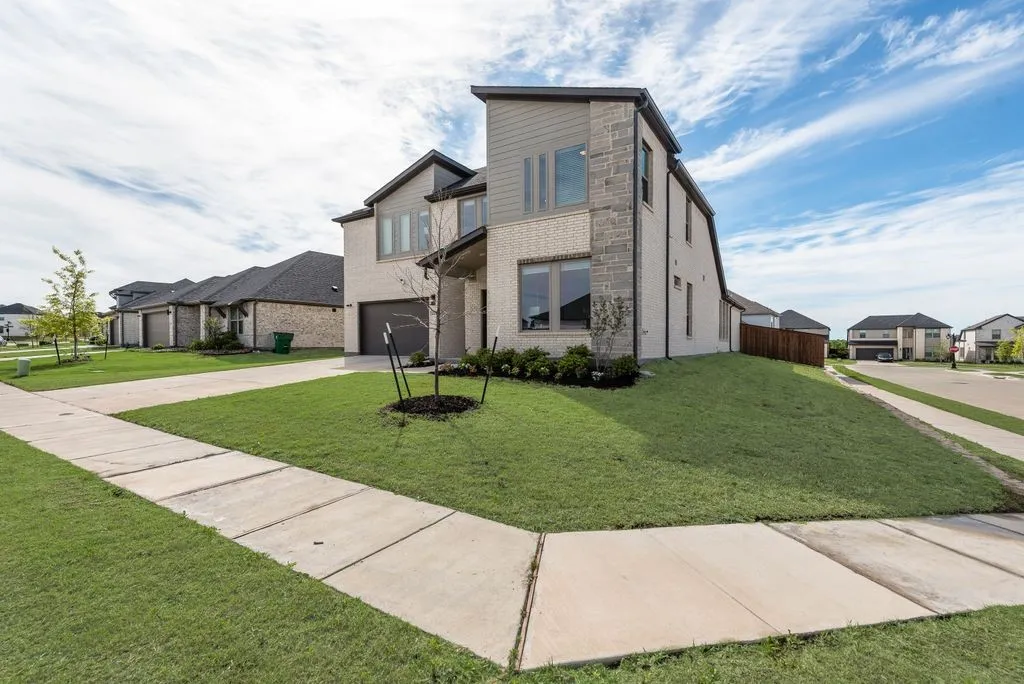 Single Family Residence For Sale in Kaufman County , 2037 Dovedale Drive, Forney, Texas 75126, 4 Bedrooms, 3 Bathrooms, 2 Garage spaces, 2,704 Sqft, built in 2024, Price $399,900, mls#21346287, Real Estate Agent in Forney, Homes For Sale in Kaufman county, Homes For Sale in Forney, Realtor in Forney Texas, Real Estate Brokerage Independent Realty Texas, Luminita Cordes Realtor