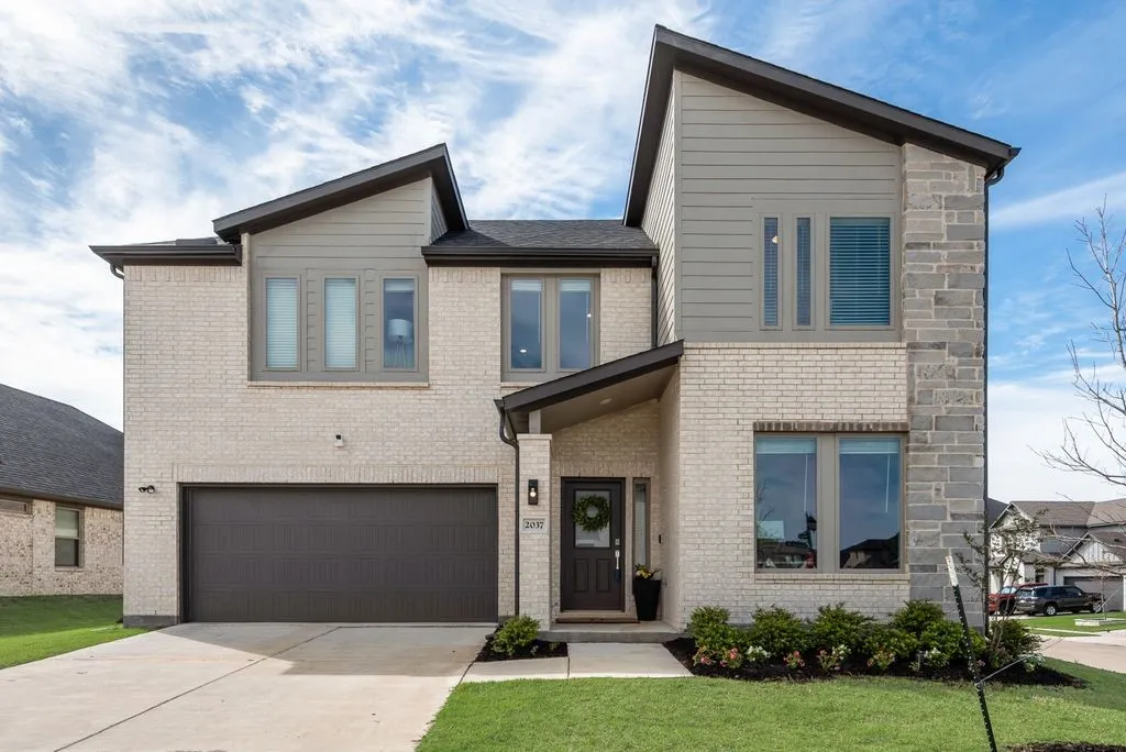 Single Family Residence For Sale in Kaufman County , 2037 Dovedale Drive, Forney, Texas 75126, 4 Bedrooms, 3 Bathrooms, 2 Garage spaces, 2,704 Sqft, built in 2024, Price $399,900, mls#21346287, Real Estate Agent in Forney, Homes For Sale in Kaufman county, Homes For Sale in Forney, Realtor in Forney Texas, Real Estate Brokerage Independent Realty Texas, Luminita Cordes Realtor