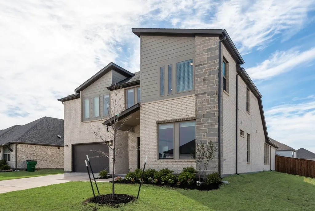 Single Family Residence For Sale in Kaufman County , 2037 Dovedale Drive, Forney, Texas 75126, 4 Bedrooms, 3 Bathrooms, 2 Garage spaces, 2,704 Sqft, built in 2024, Price $399,900, mls#21346287, Real Estate Agent in Forney, Homes For Sale in Kaufman county, Homes For Sale in Forney, Realtor in Forney Texas, Real Estate Brokerage Independent Realty Texas, Luminita Cordes Realtor