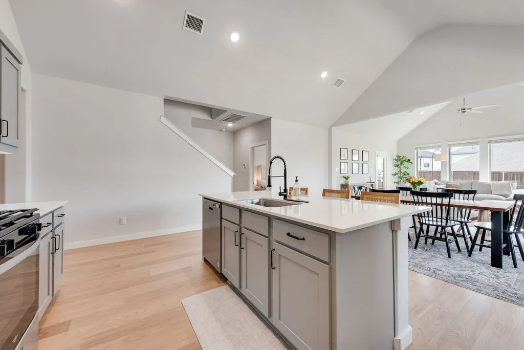 Single Family Residence For Sale in Kaufman County , 2037 Dovedale Drive, Forney, Texas 75126, 4 Bedrooms, 3 Bathrooms, 2 Garage spaces, 2,704 Sqft, built in 2024, Price $399,900, mls#21346287, Real Estate Agent in Forney, Homes For Sale in Kaufman county, Homes For Sale in Forney, Realtor in Forney Texas, Real Estate Brokerage Independent Realty Texas, Luminita Cordes Realtor