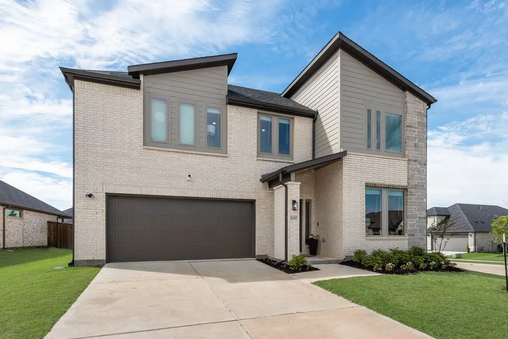 Single Family Residence For Sale in Kaufman County , 2037 Dovedale Drive, Forney, Texas 75126, 4 Bedrooms, 3 Bathrooms, 2 Garage spaces, 2,704 Sqft, built in 2024, Price $399,900, mls#21346287, Real Estate Agent in Forney, Homes For Sale in Kaufman county, Homes For Sale in Forney, Realtor in Forney Texas, Real Estate Brokerage Independent Realty Texas, Luminita Cordes Realtor