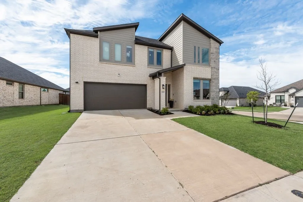Single Family Residence For Sale in Kaufman County , 2037 Dovedale Drive, Forney, Texas 75126, 4 Bedrooms, 3 Bathrooms, 2 Garage spaces, 2,704 Sqft, built in 2024, Price $399,900, mls#21346287, Real Estate Agent in Forney, Homes For Sale in Kaufman county, Homes For Sale in Forney, Realtor in Forney Texas, Real Estate Brokerage Independent Realty Texas, Luminita Cordes Realtor