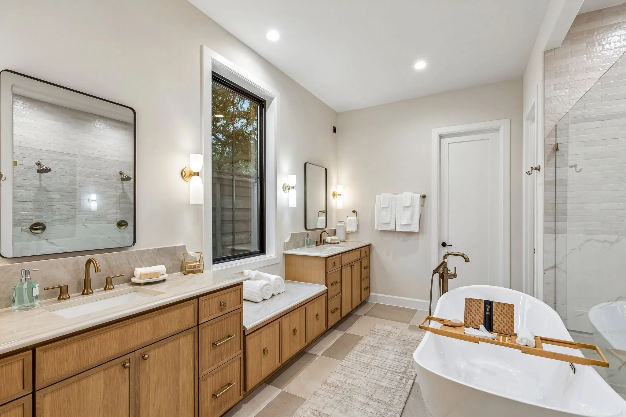 Primary En Suite bathroom