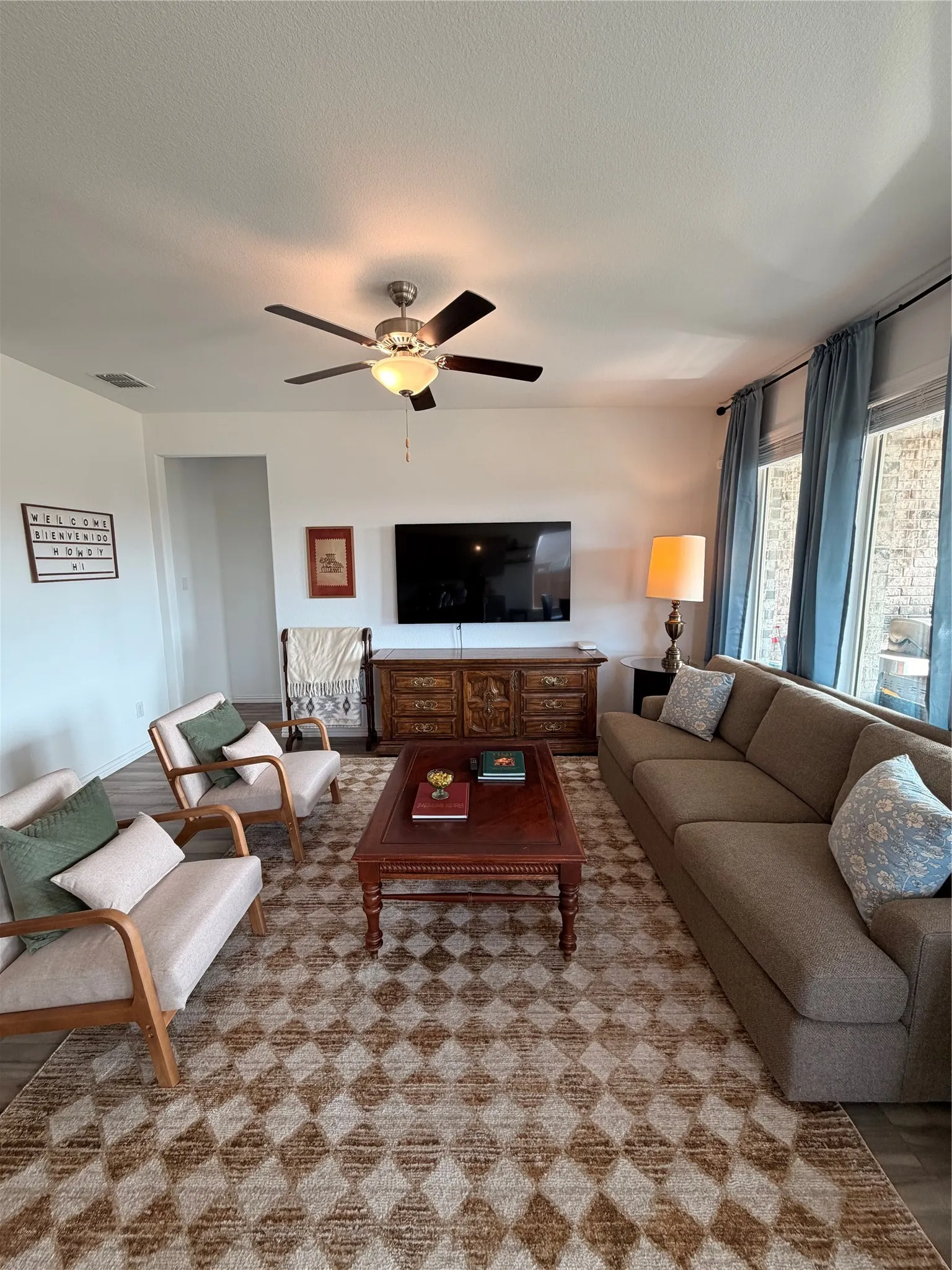 Single Family Residence For Rent in Denton County , 3120 Riddler Way, Little Elm, Texas 75068, 4 Bedroom, 3 Bathroom, 2 Garage spaces, 2,500 Sqft, built in 2022, mls#21346305, Real Estate Agent in Little Elm, Homes For Rent in Denton county, Homes For Rent in Little Elm, Realtor in Little Elm Texas, Real Estate Brokerage Independent Realty Texas, Luminita Cordes Realtor