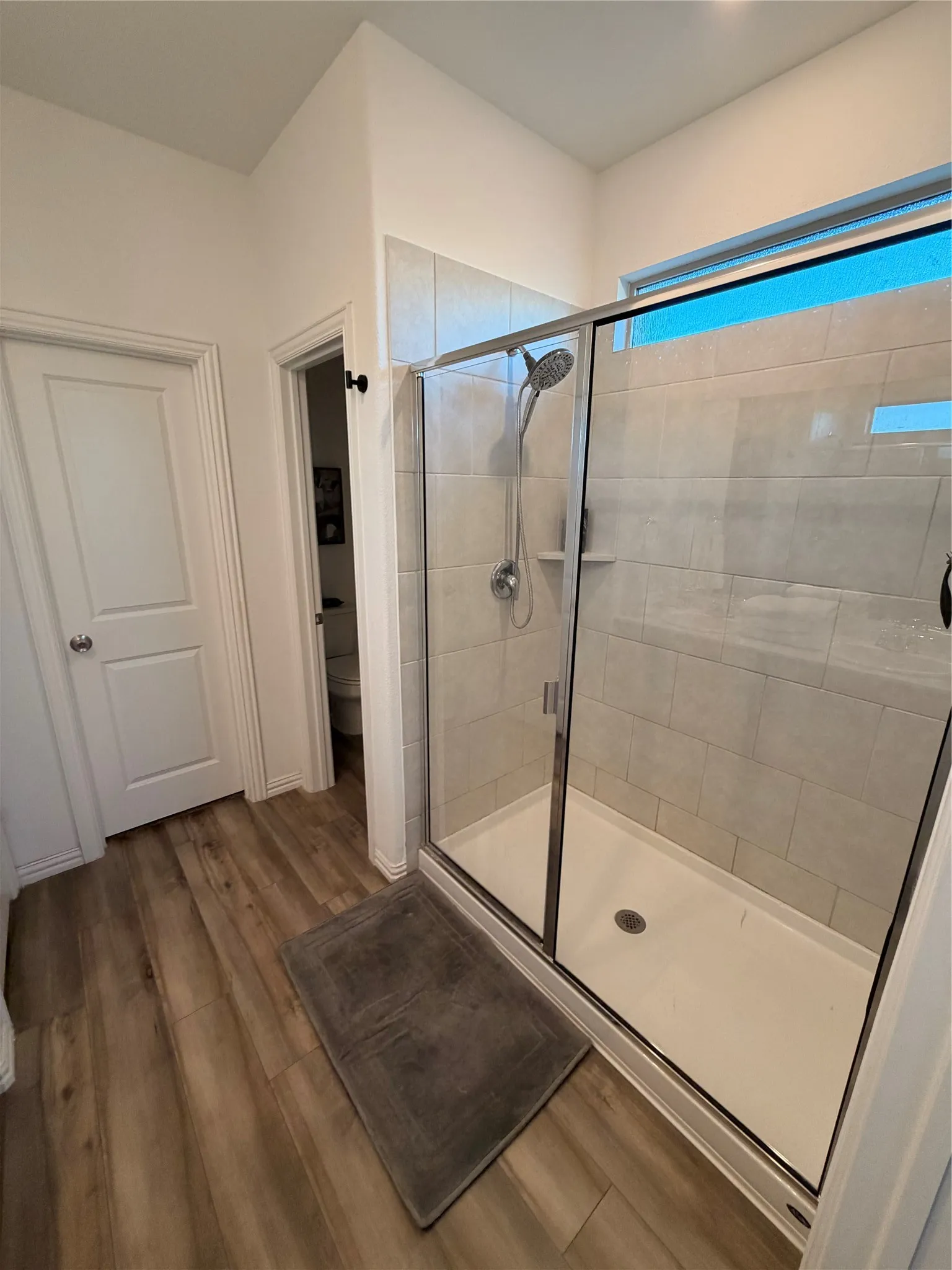 Single Family Residence For Rent in Denton County , 3120 Riddler Way, Little Elm, Texas 75068, 4 Bedroom, 3 Bathroom, 2 Garage spaces, 2,500 Sqft, built in 2022, mls#21346305, Real Estate Agent in Little Elm, Homes For Rent in Denton county, Homes For Rent in Little Elm, Realtor in Little Elm Texas, Real Estate Brokerage Independent Realty Texas, Luminita Cordes Realtor