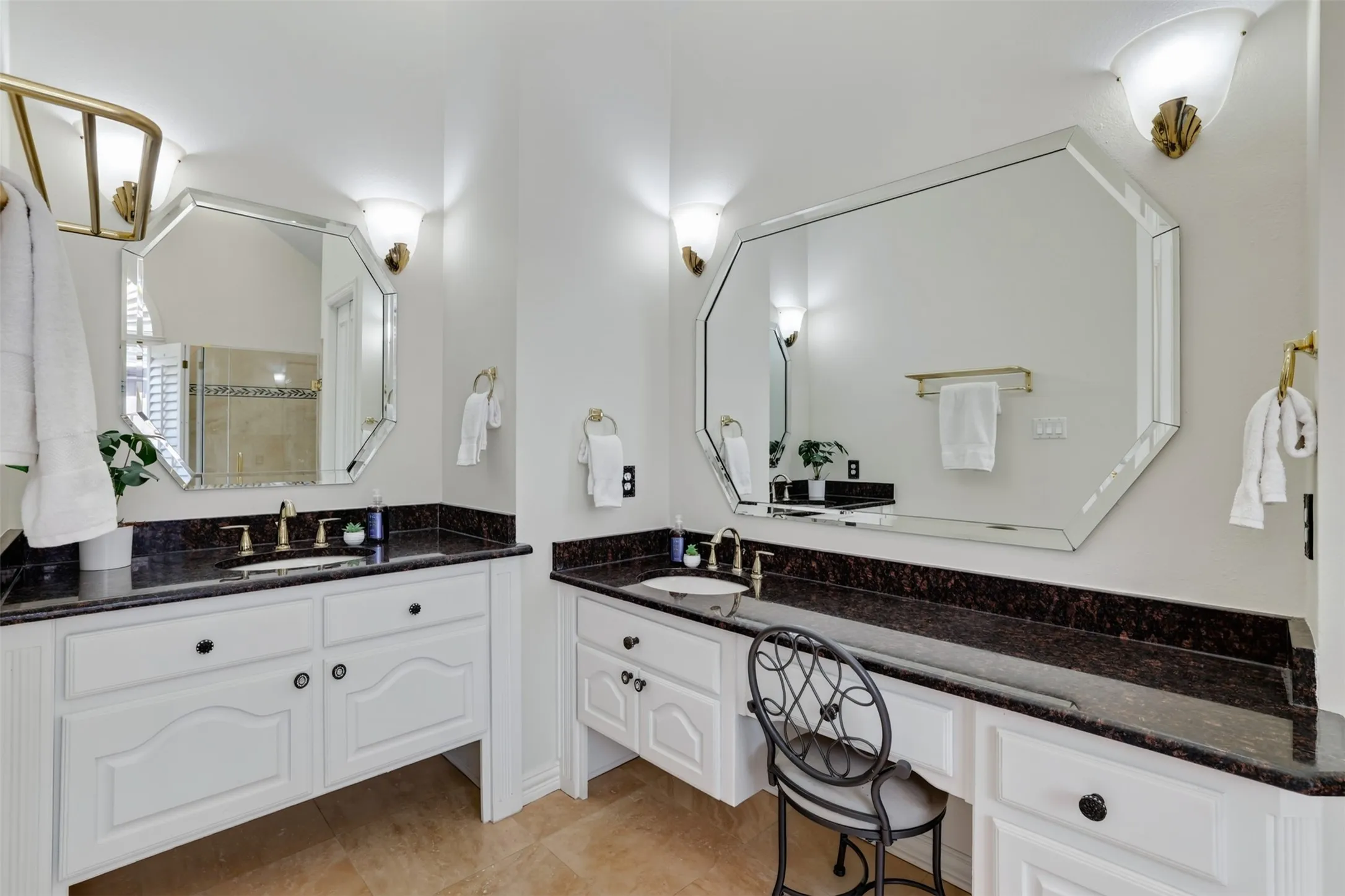 Single Family Residence For Sale in Dallas County , 414 Downing Drive, Coppell, Texas 75019, 4 Bedroom, 3 Bathroom, 3 Garage spaces, 3,855 Sqft, built in 1994, mls#21345946, Real Estate Agent in Coppell, Homes For Sale in Dallas county, Homes For Sale in Coppell, Realtor in Coppell Texas, Real Estate Brokerage Independent Realty Texas, Luminita Cordes Realtor