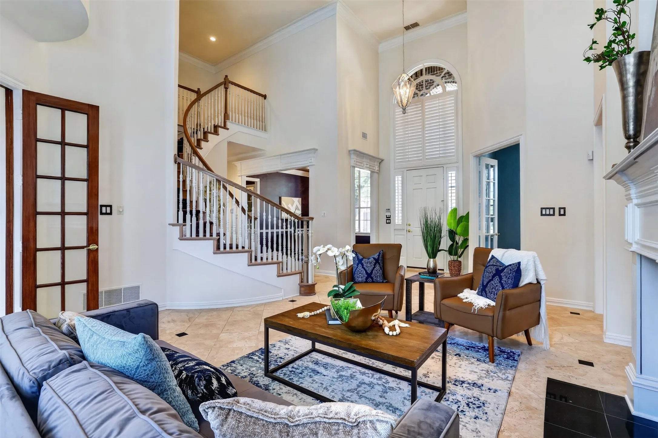 Single Family Residence For Sale in Dallas County , 414 Downing Drive, Coppell, Texas 75019, 4 Bedroom, 3 Bathroom, 3 Garage spaces, 3,855 Sqft, built in 1994, mls#21345946, Real Estate Agent in Coppell, Homes For Sale in Dallas county, Homes For Sale in Coppell, Realtor in Coppell Texas, Real Estate Brokerage Independent Realty Texas, Luminita Cordes Realtor