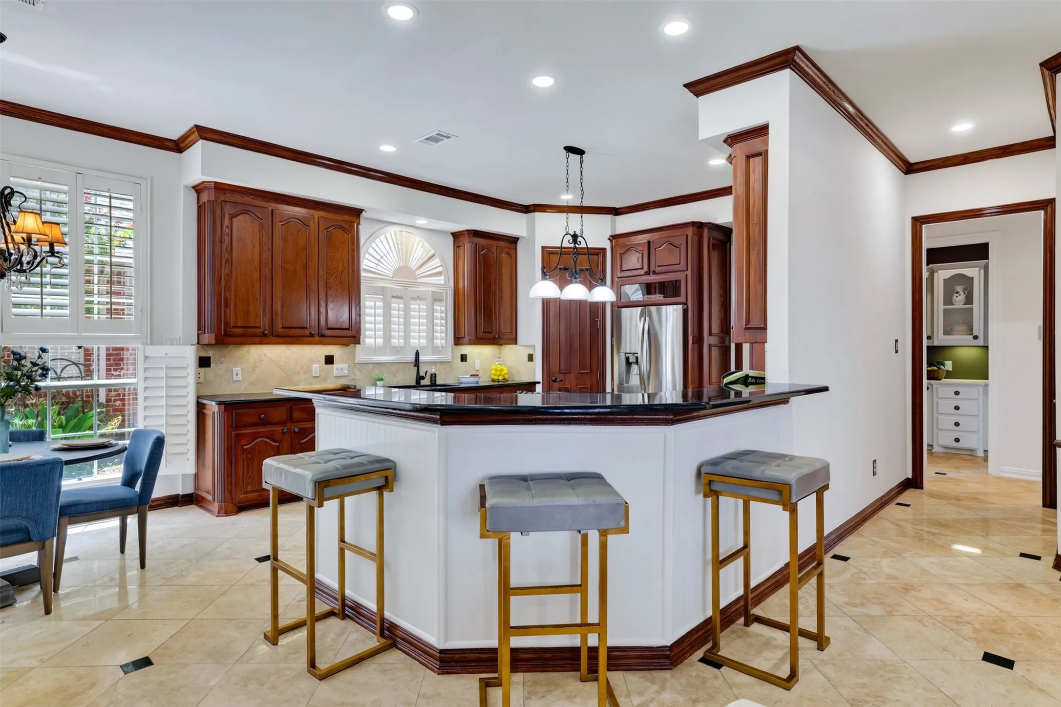 Single Family Residence For Sale in Dallas County , 414 Downing Drive, Coppell, Texas 75019, 4 Bedroom, 3 Bathroom, 3 Garage spaces, 3,855 Sqft, built in 1994, mls#21345946, Real Estate Agent in Coppell, Homes For Sale in Dallas county, Homes For Sale in Coppell, Realtor in Coppell Texas, Real Estate Brokerage Independent Realty Texas, Luminita Cordes Realtor
