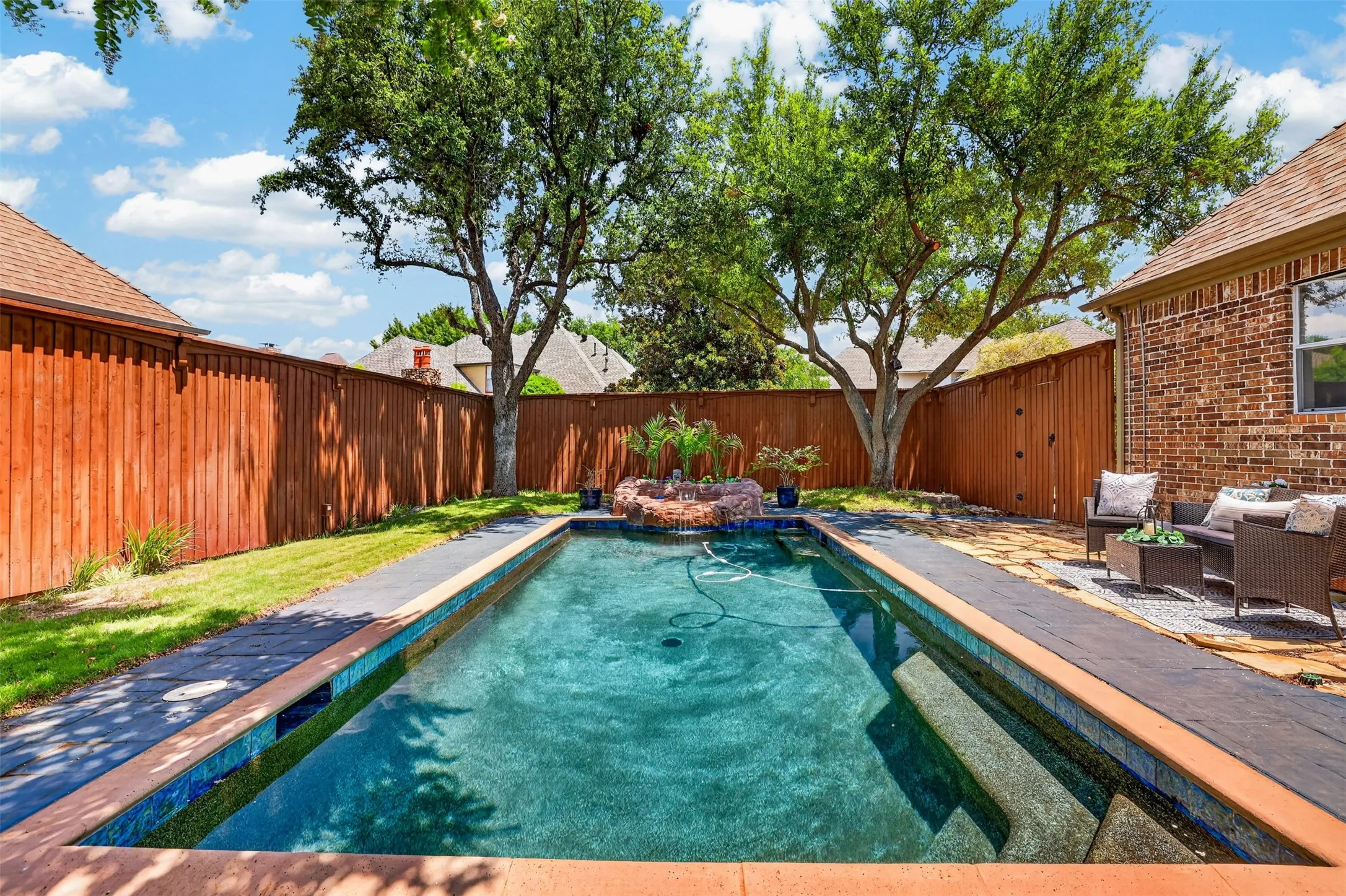 Single Family Residence For Sale in Dallas County , 414 Downing Drive, Coppell, Texas 75019, 4 Bedroom, 3 Bathroom, 3 Garage spaces, 3,855 Sqft, built in 1994, mls#21345946, Real Estate Agent in Coppell, Homes For Sale in Dallas county, Homes For Sale in Coppell, Realtor in Coppell Texas, Real Estate Brokerage Independent Realty Texas, Luminita Cordes Realtor