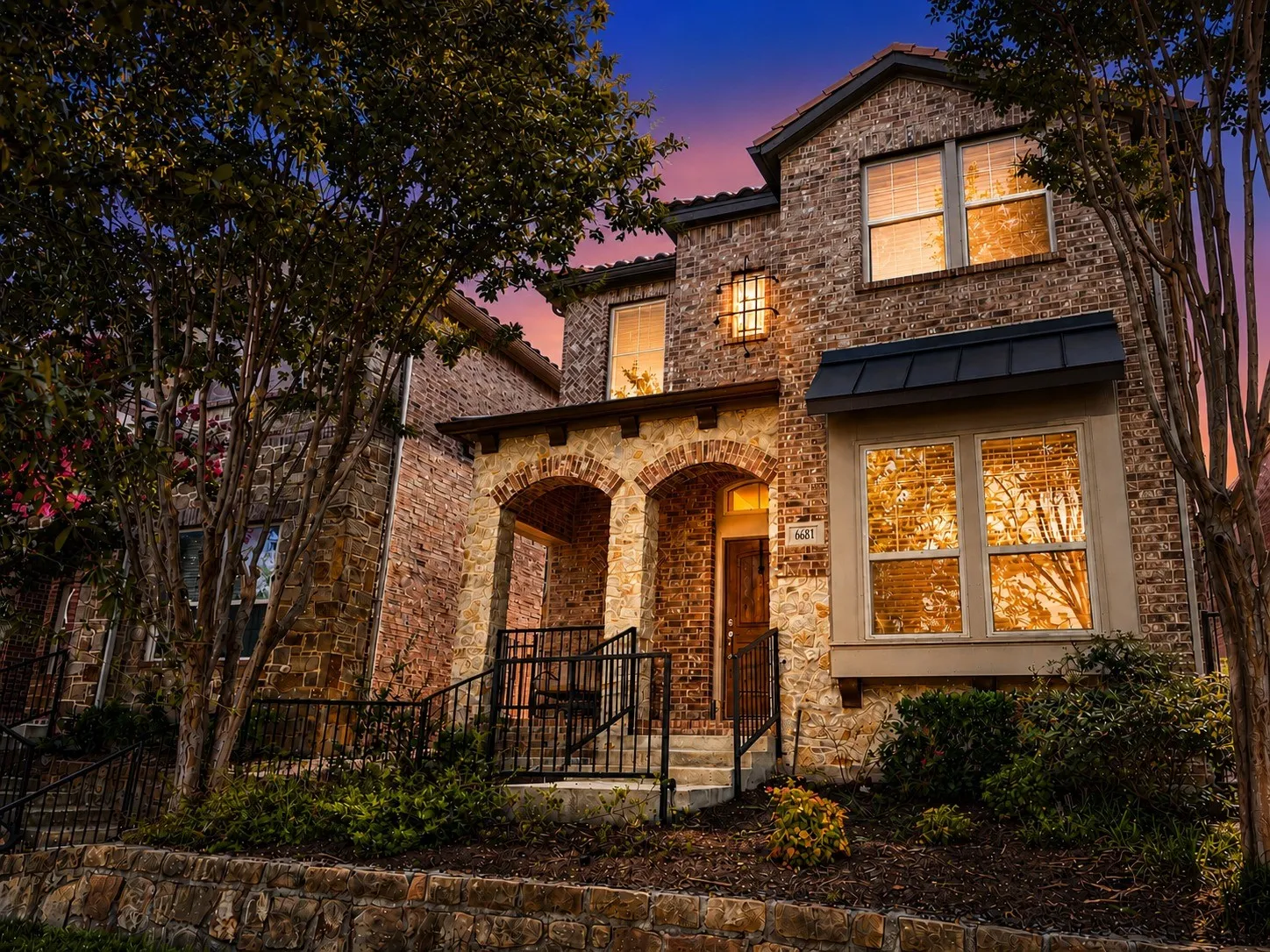 Single Family Residence For Sale in Dallas County , 6681 Escena Boulevard, Irving, Texas 75039, 3 Bedroom, 3 Bathroom, 2 Garage spaces, 2,714 Sqft, built in 2013, mls#21344884, Real Estate Agent in Irving, Homes For Sale in Dallas county, Homes For Sale in Irving, Realtor in Irving Texas, Real Estate Brokerage Independent Realty Texas, Luminita Cordes Realtor
