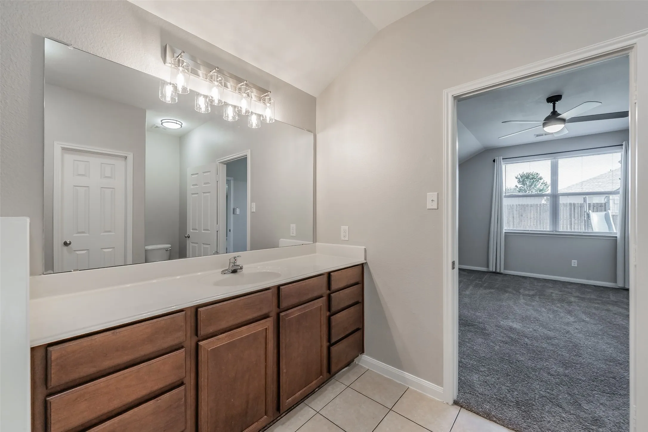 Single Family Residence For Sale in Hunt County , 3304 Overstreet Lane, Royse City, Texas 75189, 3 Bedroom, 2 Bathroom, 2 Garage spaces, 1,489 Sqft, built in 2012, mls#21345784, Real Estate Agent in Royse City, Homes For Sale in Hunt county, Homes For Sale in Royse City, Realtor in Royse City Texas, Real Estate Brokerage Independent Realty Texas, Luminita Cordes Realtor