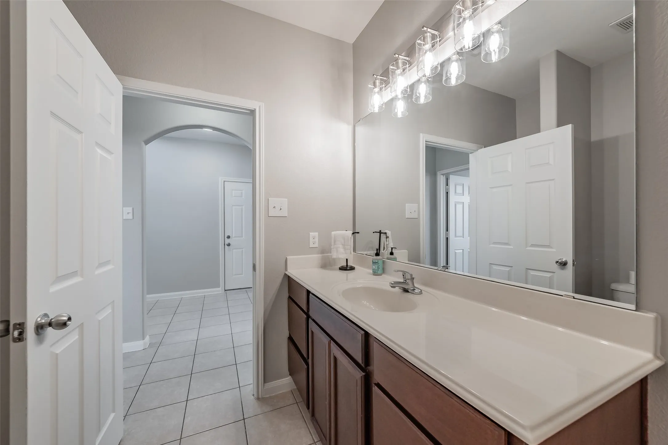 Single Family Residence For Sale in Hunt County , 3304 Overstreet Lane, Royse City, Texas 75189, 3 Bedroom, 2 Bathroom, 2 Garage spaces, 1,489 Sqft, built in 2012, mls#21345784, Real Estate Agent in Royse City, Homes For Sale in Hunt county, Homes For Sale in Royse City, Realtor in Royse City Texas, Real Estate Brokerage Independent Realty Texas, Luminita Cordes Realtor
