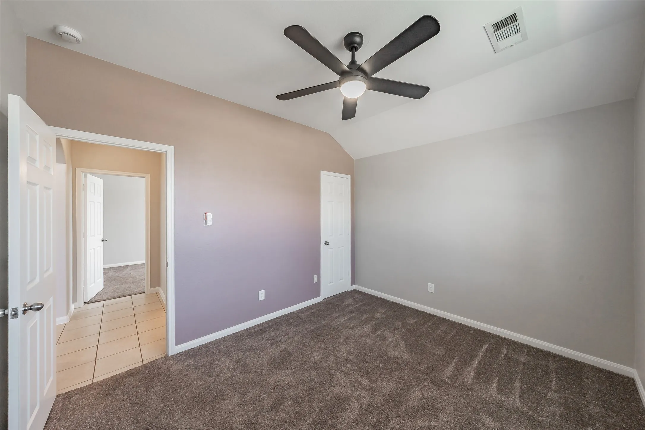 Single Family Residence For Sale in Hunt County , 3304 Overstreet Lane, Royse City, Texas 75189, 3 Bedroom, 2 Bathroom, 2 Garage spaces, 1,489 Sqft, built in 2012, mls#21345784, Real Estate Agent in Royse City, Homes For Sale in Hunt county, Homes For Sale in Royse City, Realtor in Royse City Texas, Real Estate Brokerage Independent Realty Texas, Luminita Cordes Realtor