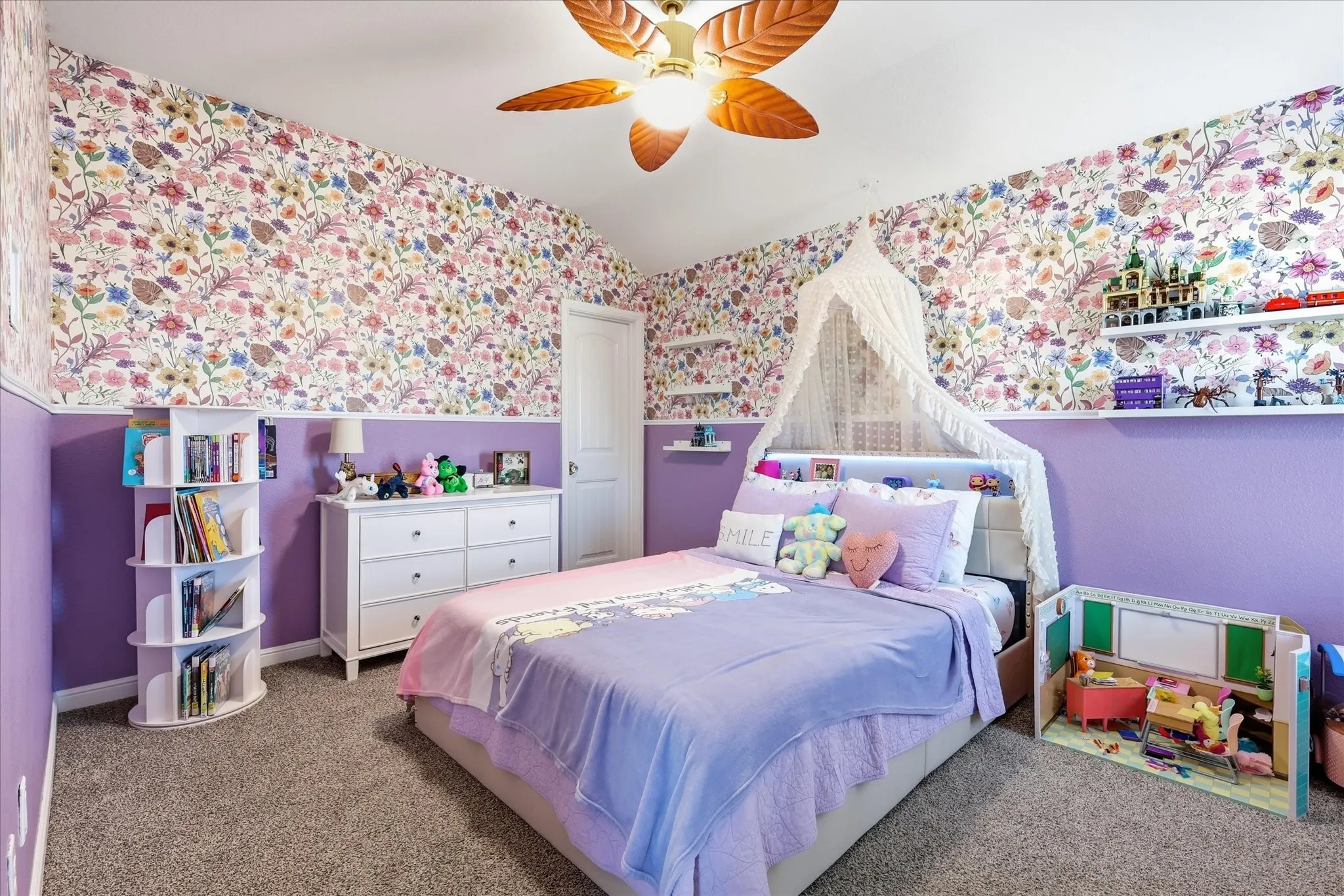 Single Family Residence For Sale in Tarrant County , 9125 Edenberry Lane, Fort Worth, Texas 76179, 4 Bedroom, 3 Bathroom, 2 Garage spaces, 2,670 Sqft, built in 2018, mls#21346291, Real Estate Agent in Fort Worth, Homes For Sale in Tarrant county, Homes For Sale in Fort Worth, Realtor in Fort Worth Texas, Real Estate Brokerage Independent Realty Texas, Luminita Cordes Realtor