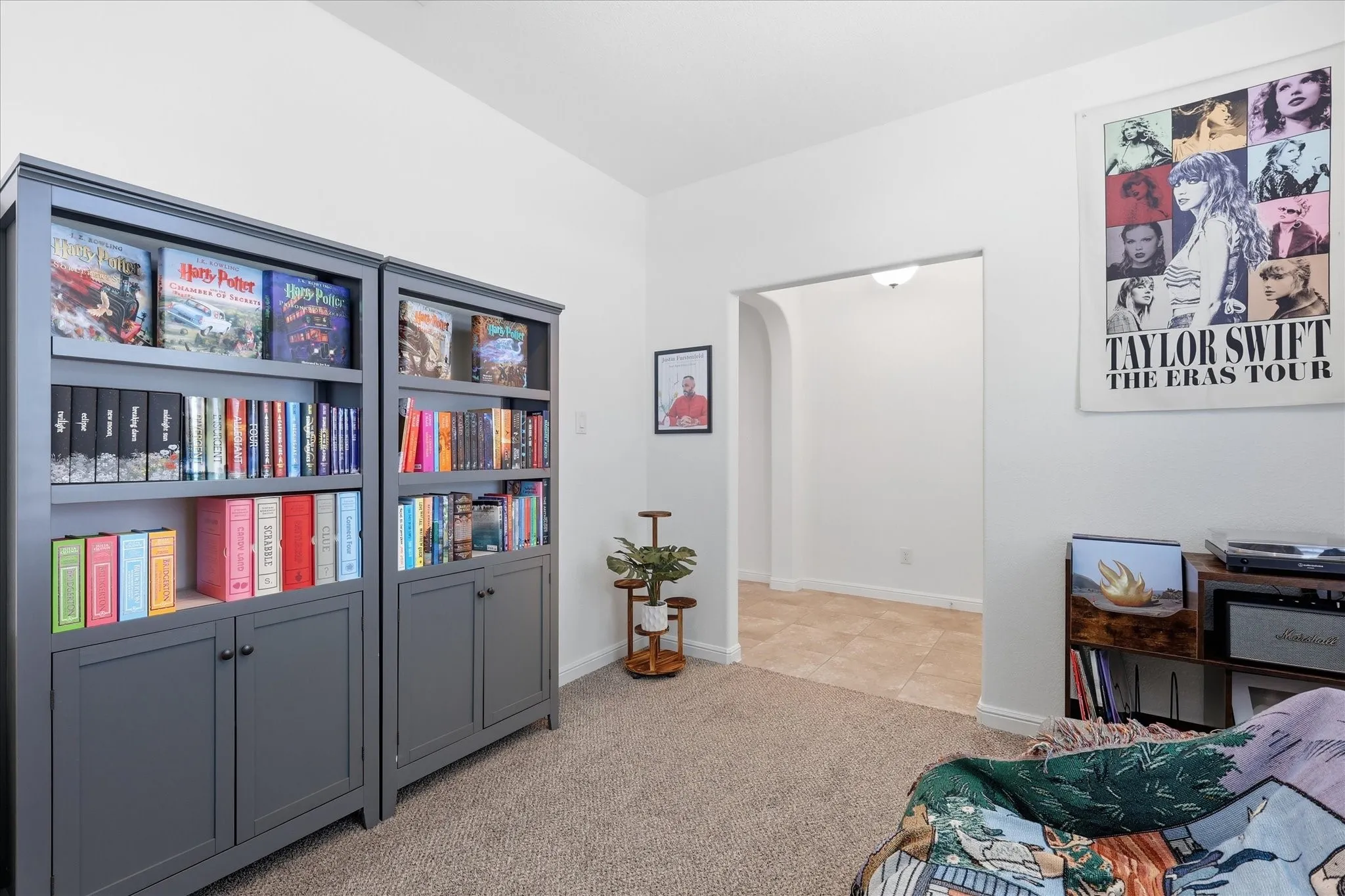 Single Family Residence For Sale in Tarrant County , 9125 Edenberry Lane, Fort Worth, Texas 76179, 4 Bedroom, 3 Bathroom, 2 Garage spaces, 2,670 Sqft, built in 2018, mls#21346291, Real Estate Agent in Fort Worth, Homes For Sale in Tarrant county, Homes For Sale in Fort Worth, Realtor in Fort Worth Texas, Real Estate Brokerage Independent Realty Texas, Luminita Cordes Realtor