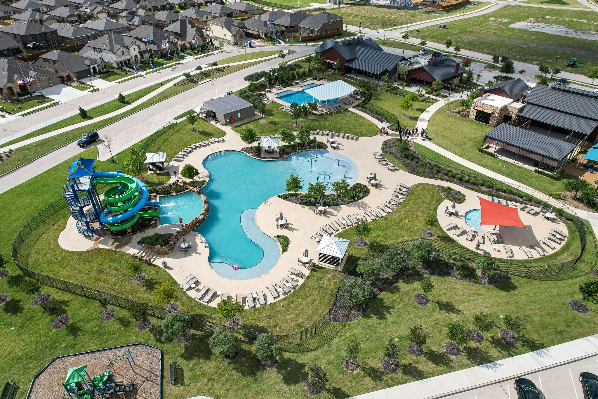 Oasis amenity center