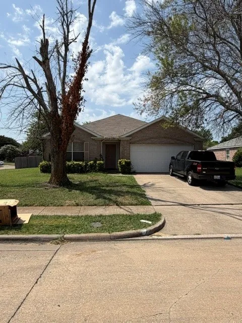 Single Family Residence For Sale in Dallas County , 822 Breton Drive, Glenn Heights, Texas 75154, 4 Bedroom, 2 Bathroom, 2 Garage spaces, 2,087 Sqft, built in 2001, Price $245,000, mls#21346320, Real Estate Agent in Glenn Heights, Homes For Sale in Dallas county, Homes For Sale in Glenn Heights, Realtor in Glenn Heights Texas, Real Estate Brokerage Independent Realty Texas, Luminita Cordes Realtor