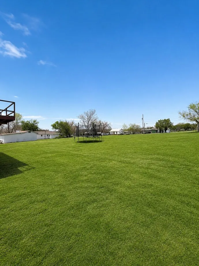 Single Family Residence For Sale in Bosque County , 410 S Cleveland, Meridian, Texas 76665, 5 Bedroom, 3 Bathroom, 2 Garage spaces, 2,054 Sqft, built in 1900, mls#21346321, Real Estate Agent in Meridian, Homes For Sale in Bosque county, Homes For Sale in Meridian, Realtor in Meridian Texas, Real Estate Brokerage Independent Realty Texas, Luminita Cordes Realtor