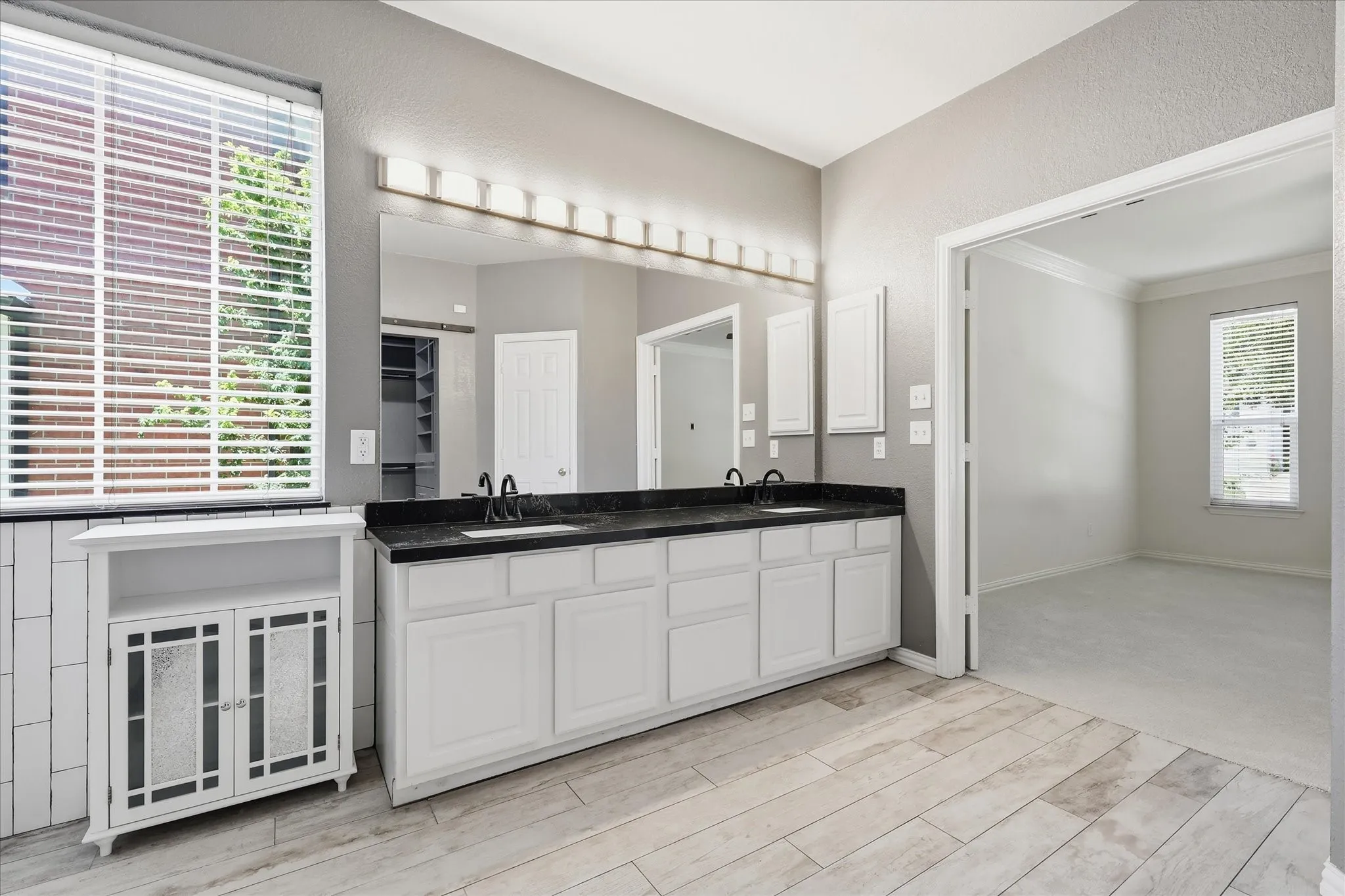 Single Family Residence For Sale in Denton County , 1521 Blue Mesa Road, Carrollton, Texas 75007, 5 Bedroom, 4 Bathroom, 2 Garage spaces, 3,369 Sqft, built in 1996, mls#21346332, Real Estate Agent in Carrollton, Homes For Sale in Denton county, Homes For Sale in Carrollton, Realtor in Carrollton Texas, Real Estate Brokerage Independent Realty Texas, Luminita Cordes Realtor
