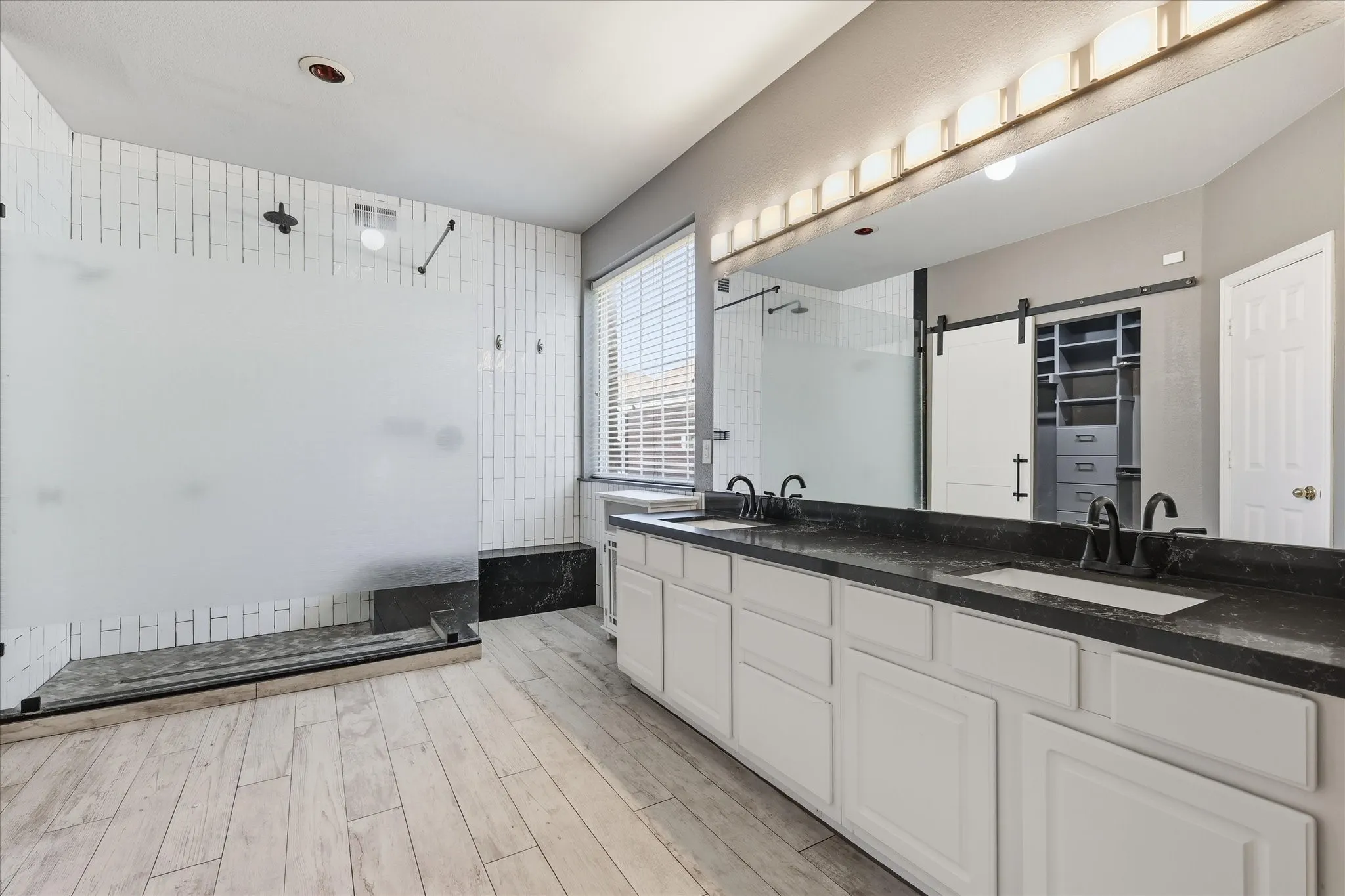 Single Family Residence For Sale in Denton County , 1521 Blue Mesa Road, Carrollton, Texas 75007, 5 Bedroom, 4 Bathroom, 2 Garage spaces, 3,369 Sqft, built in 1996, mls#21346332, Real Estate Agent in Carrollton, Homes For Sale in Denton county, Homes For Sale in Carrollton, Realtor in Carrollton Texas, Real Estate Brokerage Independent Realty Texas, Luminita Cordes Realtor