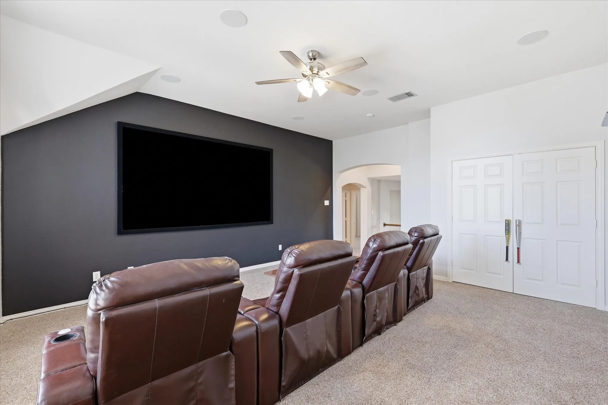 Single Family Residence For Sale in Denton County , 1521 Blue Mesa Road, Carrollton, Texas 75007, 5 Bedroom, 4 Bathroom, 2 Garage spaces, 3,369 Sqft, built in 1996, mls#21346332, Real Estate Agent in Carrollton, Homes For Sale in Denton county, Homes For Sale in Carrollton, Realtor in Carrollton Texas, Real Estate Brokerage Independent Realty Texas, Luminita Cordes Realtor