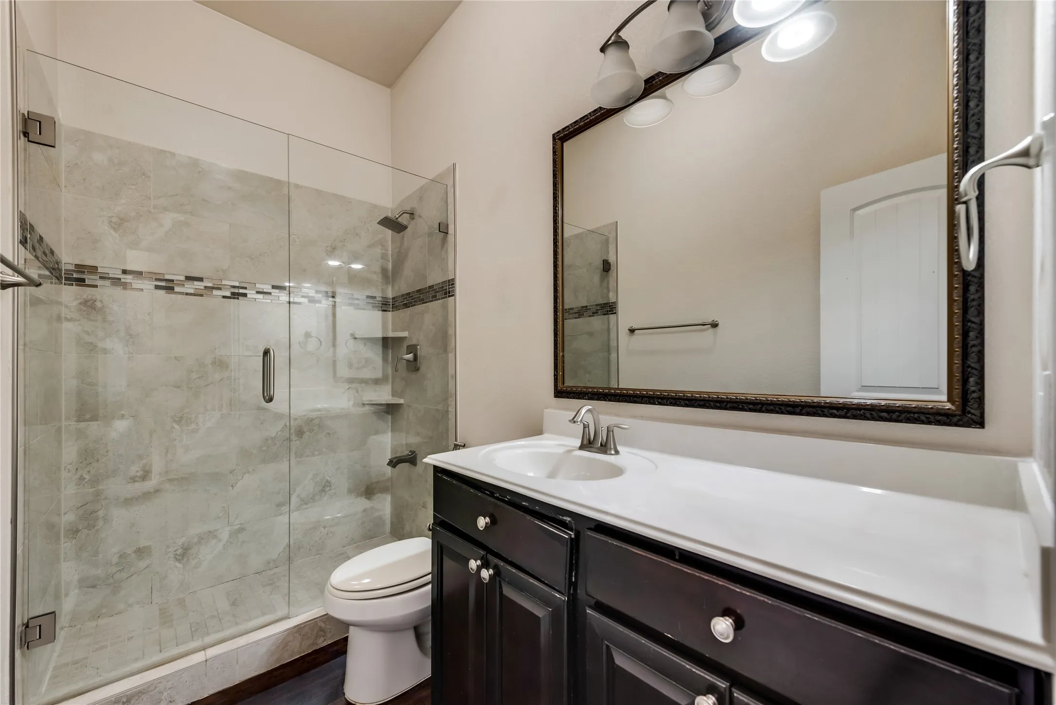 Townhouse For Rent in Dallas County , 1908 Loma Linda Drive, Irving, Texas 75063, 2 Bedroom, 3 Bathroom, 2 Garage spaces, 2,125 Sqft, built in 2009, mls#21346324, Real Estate Agent in Irving, Homes For Rent in Dallas county, Homes For Rent in Irving, Realtor in Irving Texas, Real Estate Brokerage Independent Realty Texas, Luminita Cordes Realtor